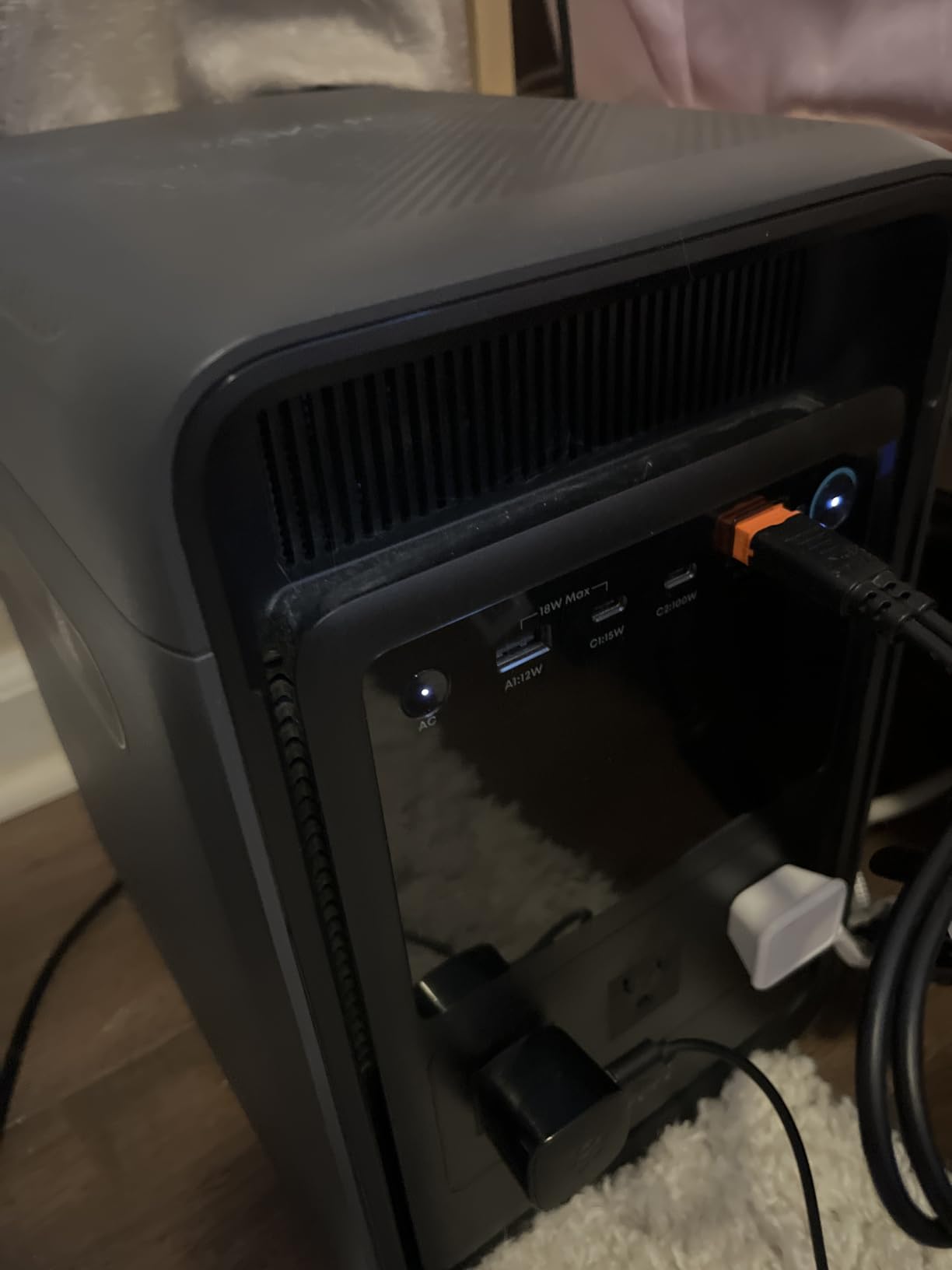 Anker SOLIX S2000 Portable Power Station, 2,010Wh, 3,000W Peak, Home Backup, LiFePO4 Battery, Up to 35-Hour Fridge Backup, 1,500W Solar Generator for Home, UPS, Outdoor, and Emergency Use customer photo 1