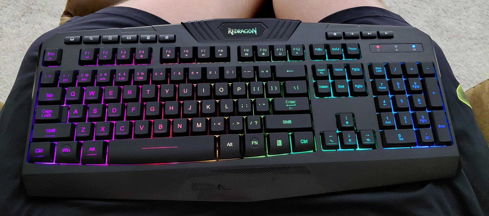 Redragon K771 Wireless Mechanical Keyboard, 108-Key Gaming Keyboard with 4 Extra Hotkeys, 5-Layer Noise Dampening, Pre-lubed Linear Switches, Hot-swap Custom RGB Keyboard for PC/Mac - Blue&White customer photo 1