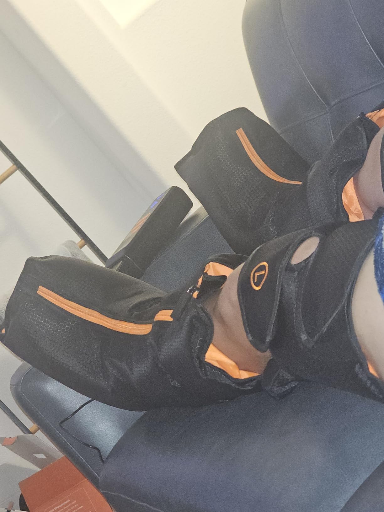 JZBRAIN Full Leg Massager with Heat and Compression - Foot Calf Thigh Massager for Circulation and Pain Relief, Sequential Compression Boots with 6 Modes, 9 Intensity, 3 Heat Levels customer photo 1