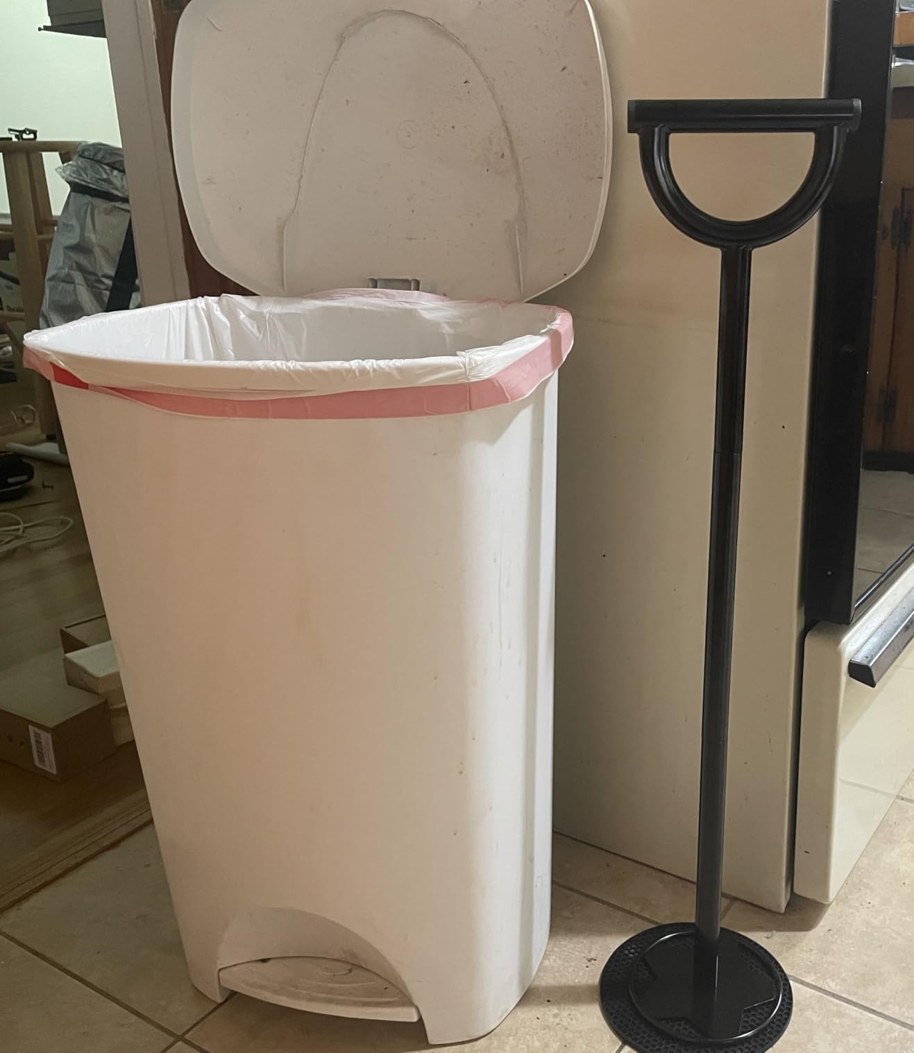 Trash Compactor for Kitchen - 20