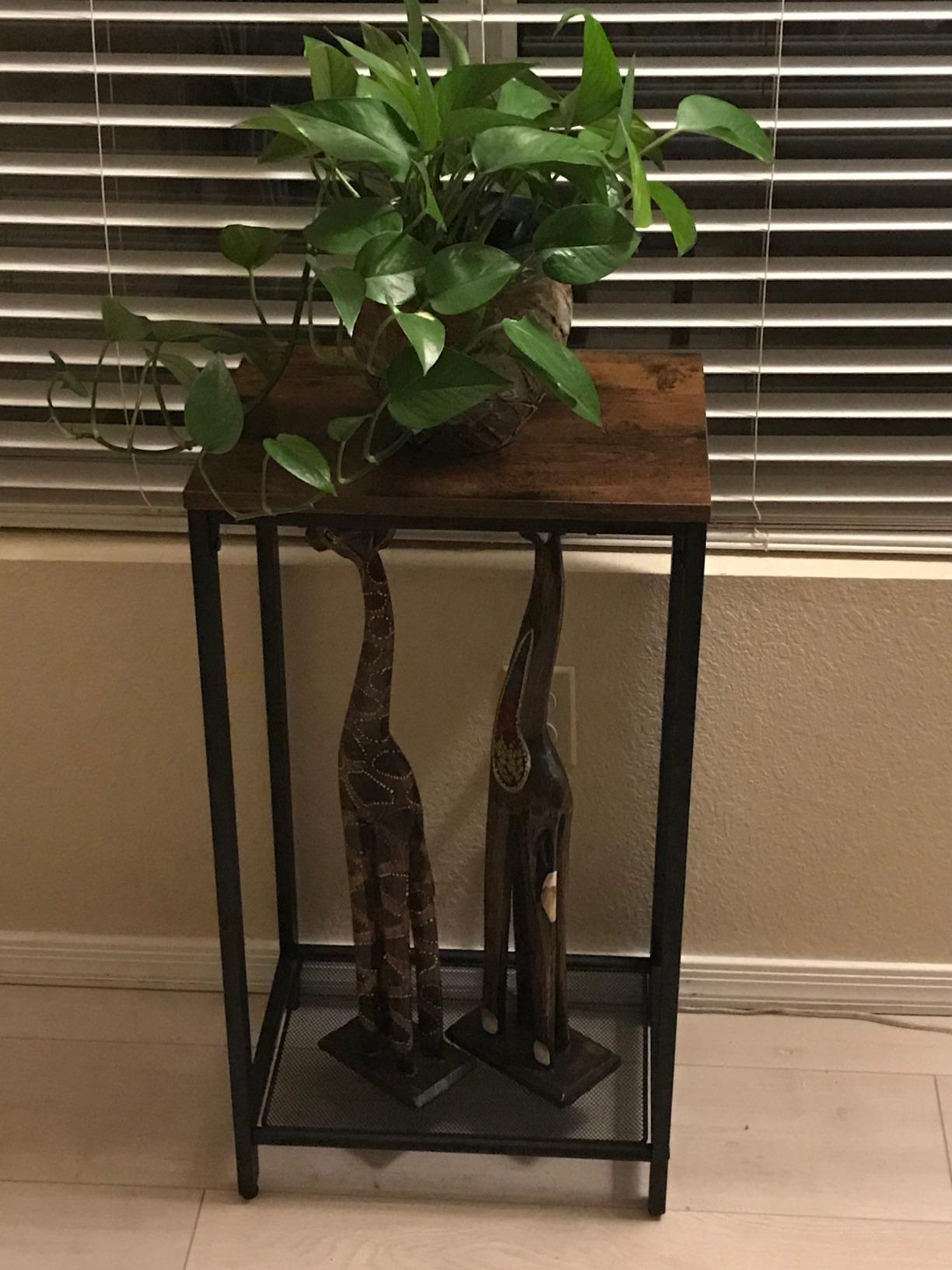 VASAGLE End Table with Charging Station, Narrow Side Table, Nightstand | Tapered Legs, Curved Transitions, for Small Spaces, Bedroom, Charcoal Gray, MAEZO Collection ULET329B101S customer photo 1