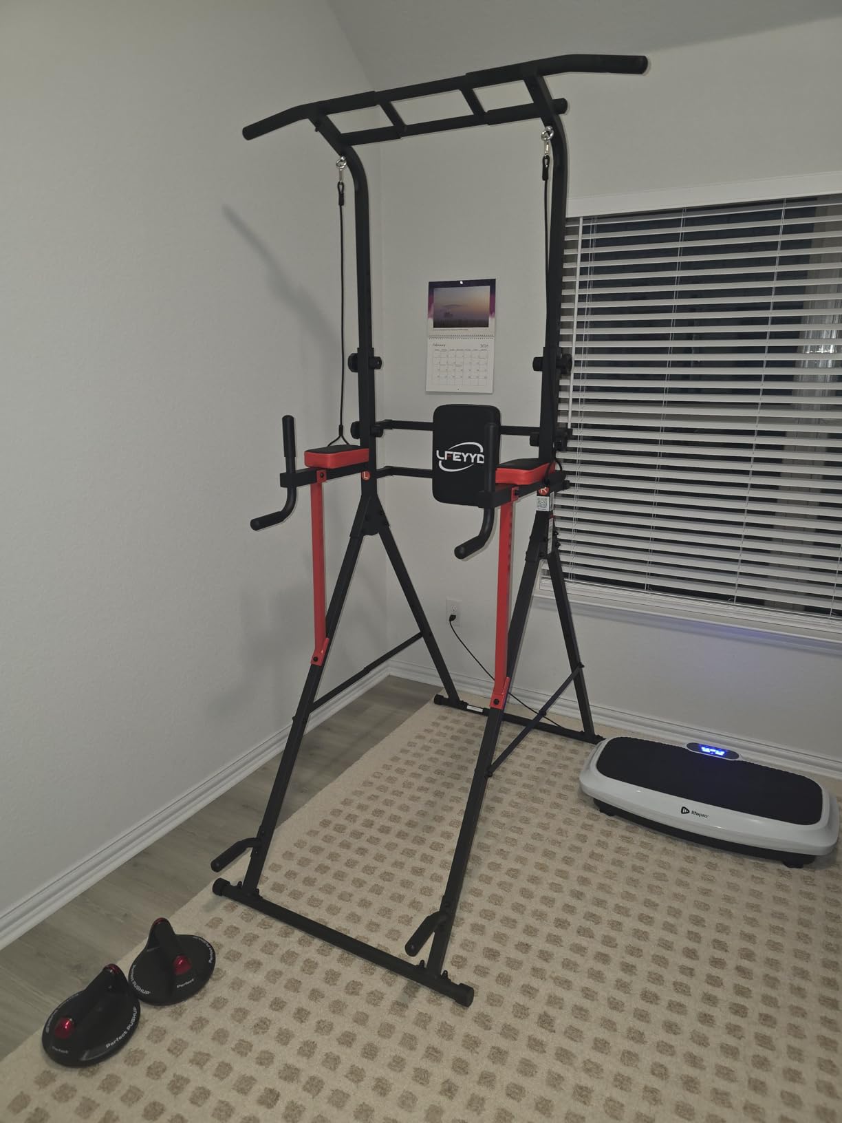 Power Tower Pull Up Bar Free Standing, Home Gym Strength Training Equipment | Dip Station ,13-Height Adjustment Supports Pull Ups,knee Raises, Push Ups, Full-Body Strength Training, 400LBS Capacity customer photo 1
