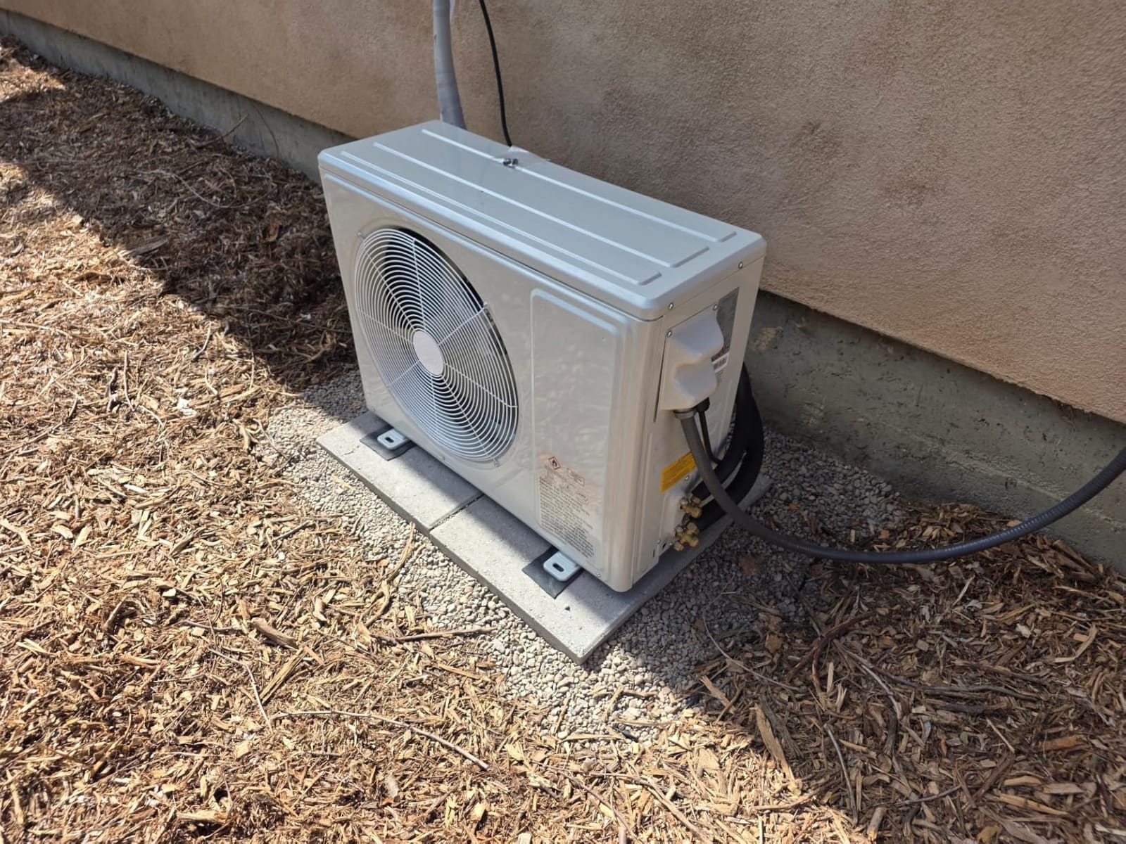12000BTU Mini Split Air Conditioner Heat Pump, 19 SEER2 Inverter Compressor AC Unit customer photo 2