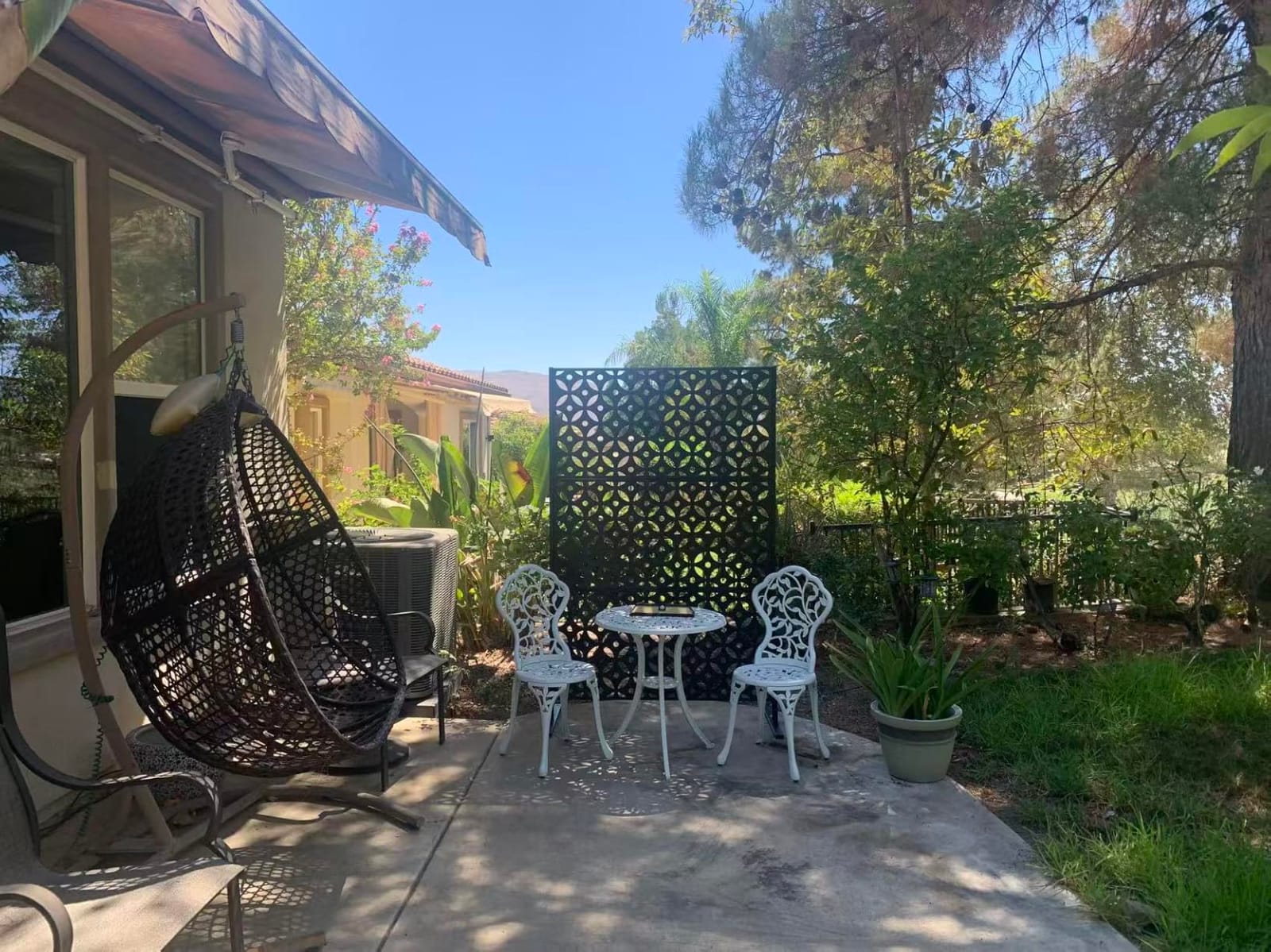 Metal Outdoor Privacy Screen Freestanding Privacy Screens, 72