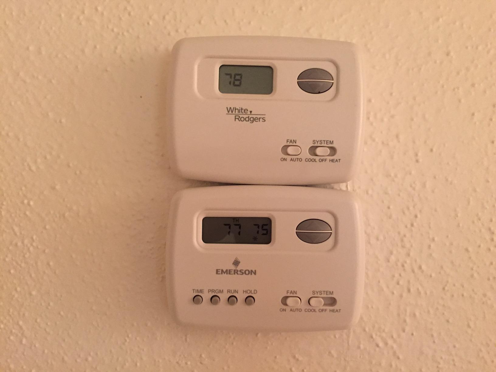 White-Rodgers 70 Series Classic, Programmable Thermostat, 1F78-151 customer photo 2
