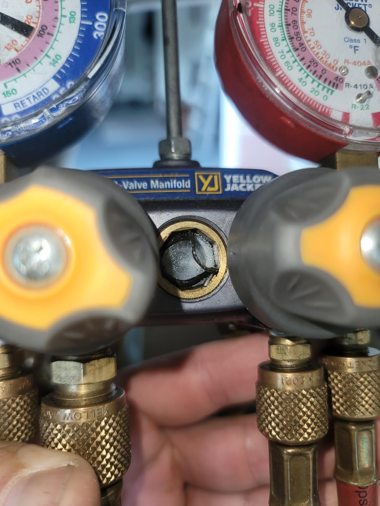 Yellow Jacket 49968 Titan Charging Manifold, 4-Valve with 3-1/8