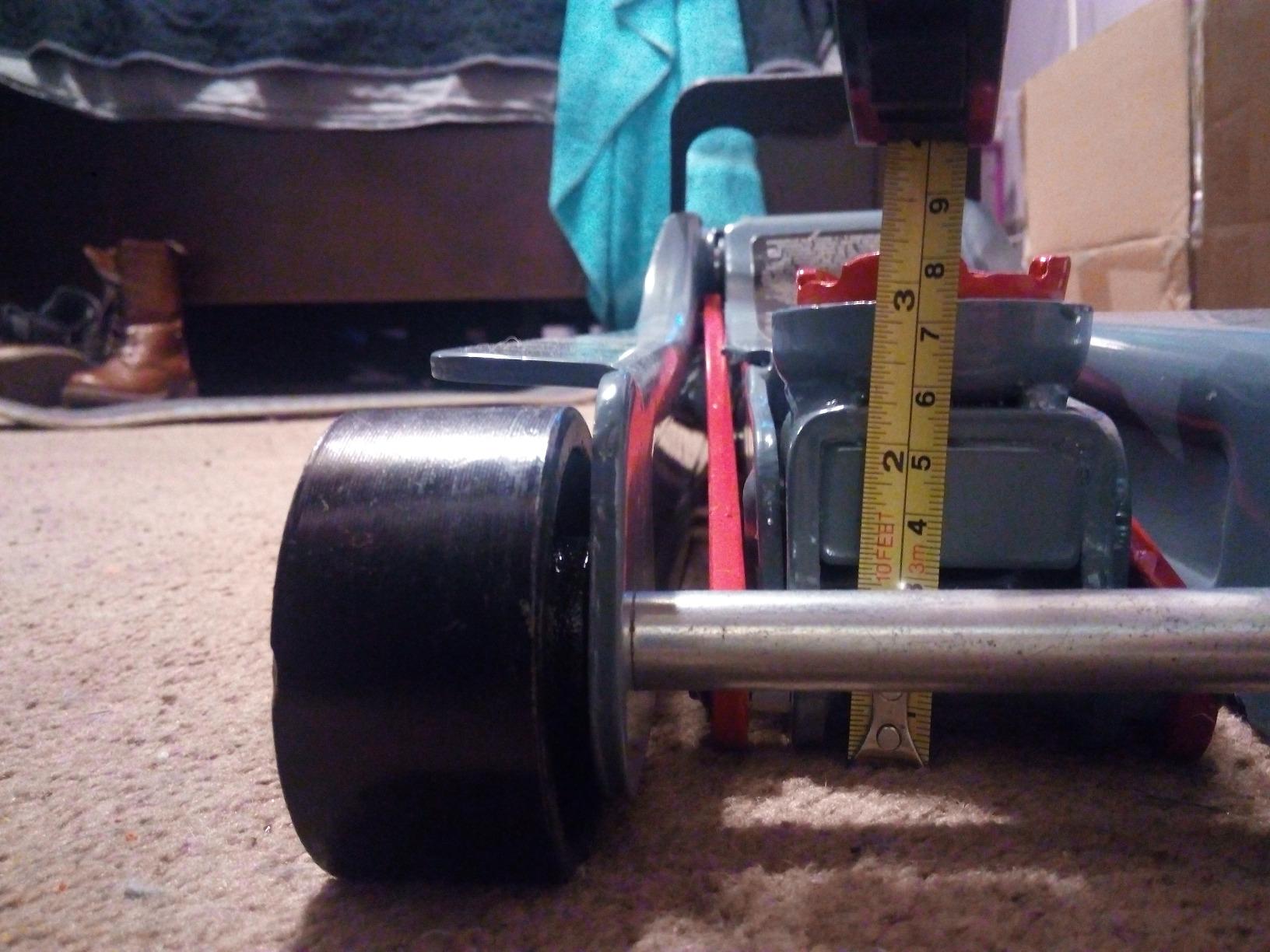 Pro-Lift F-767 Grey Low Profile Floor Jack - 2 Ton Capacity customer photo 2