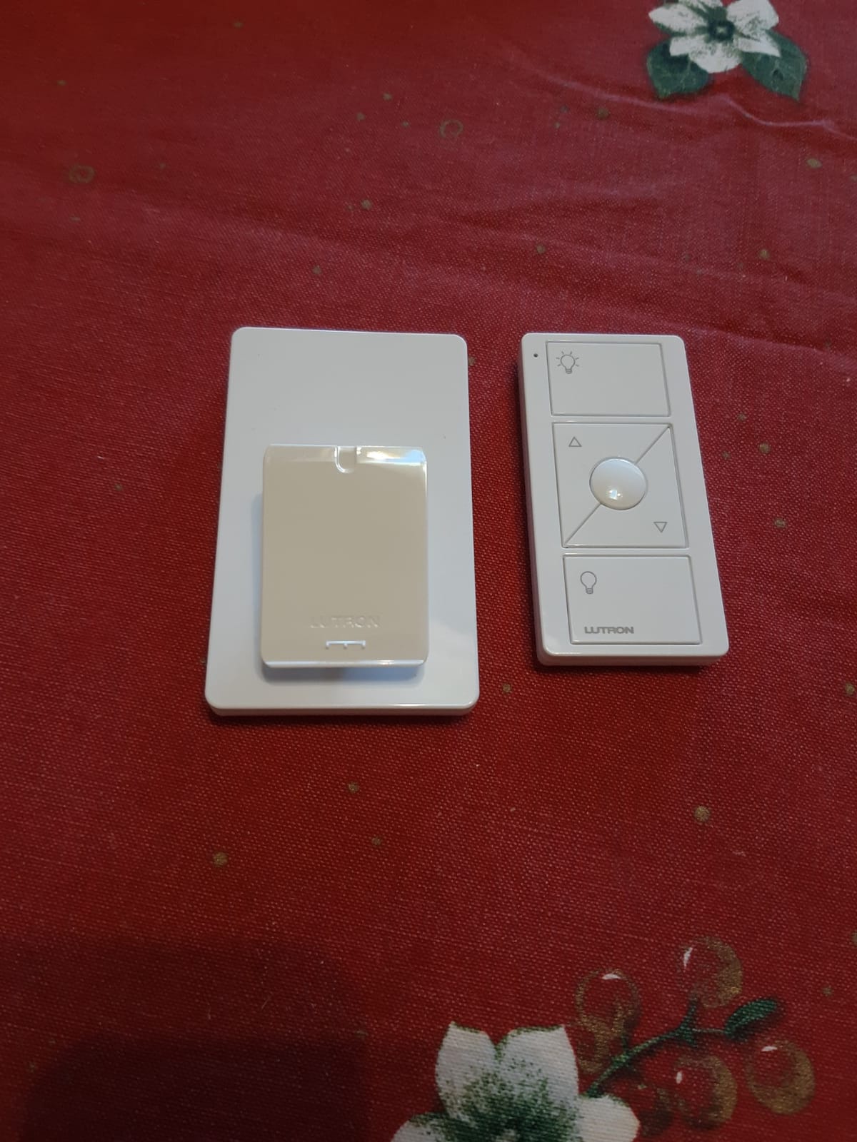 Lutron Pico Remote for Caseta Smart Dimmer Switch, 3-Button Control | Wireless remote w/ raise/lower and preset lighting level, for table top or wallmount use, PJ2-3BRL-WH-L01R, White customer photo 2