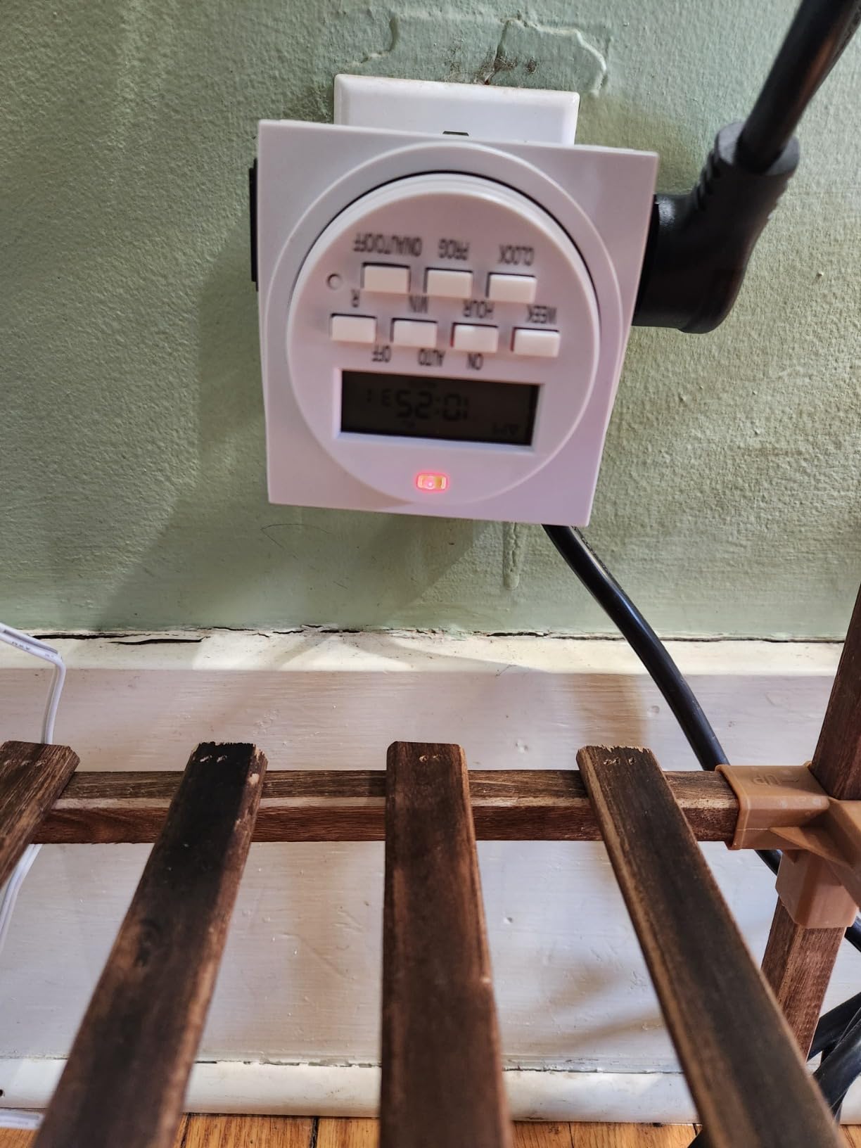 BN-LINK Indoor 7-Day Programmable Digital Timer Outlet, 2 Outlets, 1 Pack | 8 On/Off Programs; Random/DST Modes;15A/1875W; 3 Prong Light Timer for Lamp, Aquarium, Reptile Tank, Holiday Decor; ETL Listed customer photo 1