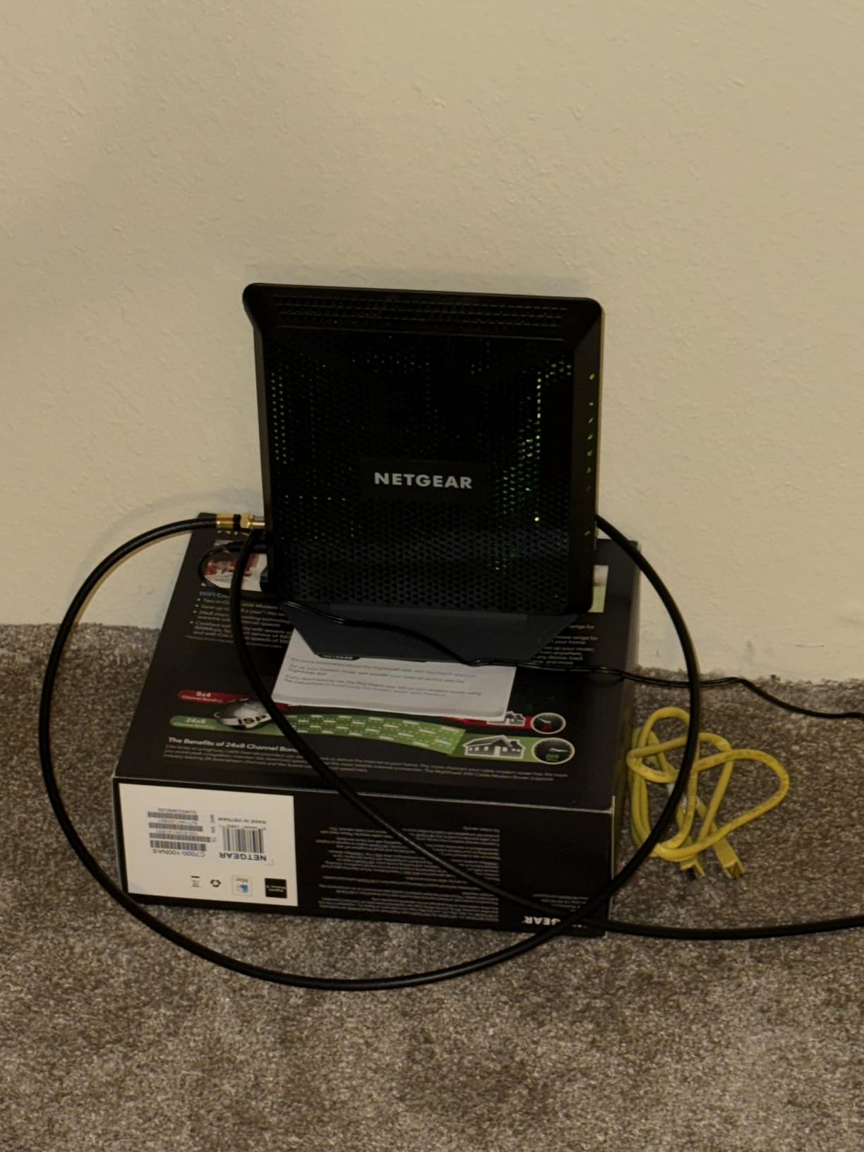 NETGEAR Nighthawk Cable Modem and WiFi 5 Router Combo (C7000) - Compatible with Major Cable Providers incl. Xfinity & Cox - Cable Plans up to 800Mbps - AC1900 (Up to 1.9Gbps) - DOCSIS 3.0 customer photo 2