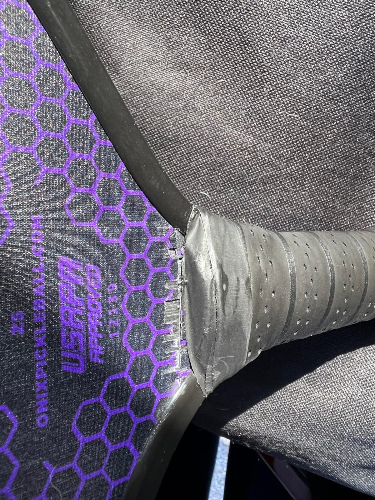 Onix Graphite MOD Z5 Carbon Fiber Pickleball Paddle with Wide-Body Shape. Honeycomb Core, Graphite Face & Cushion Comfort Pickleball Paddle Grip customer photo 2