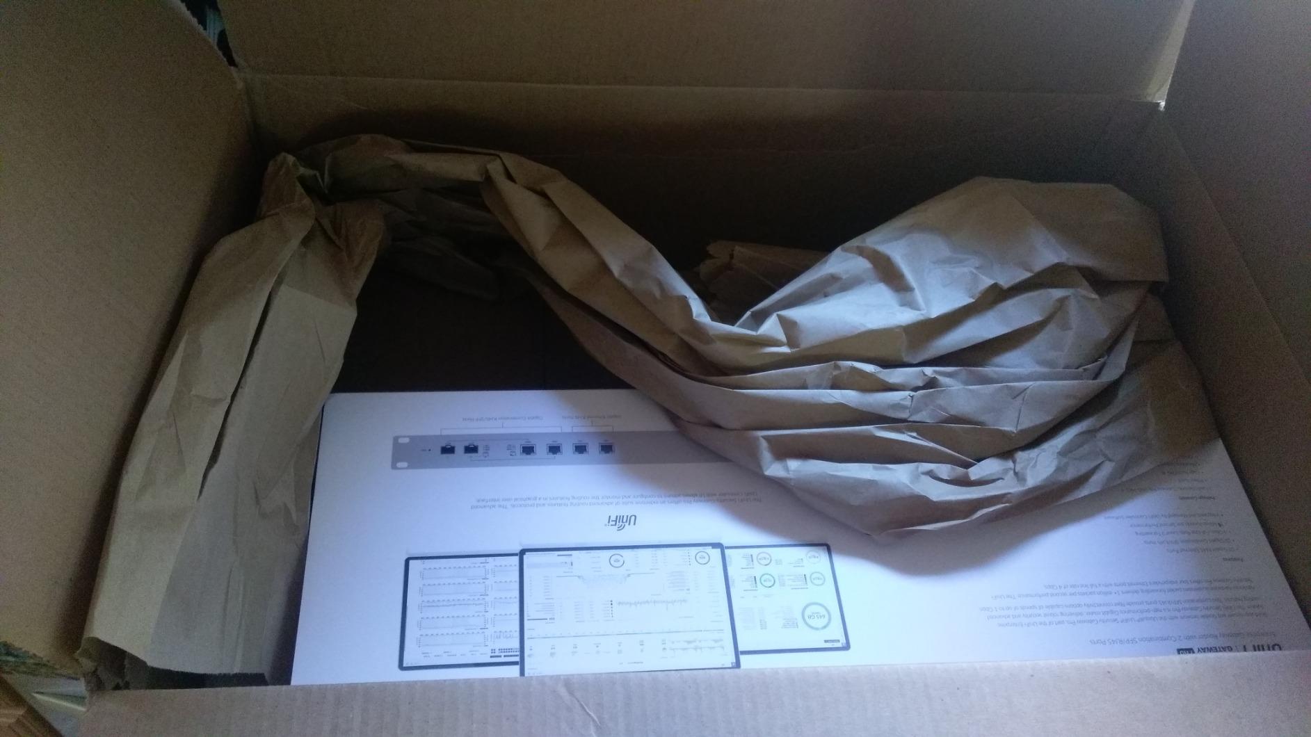 Ubiquiti Networks Networks Unifi Security Gateway Pro (USG-PRO-4) customer photo 2