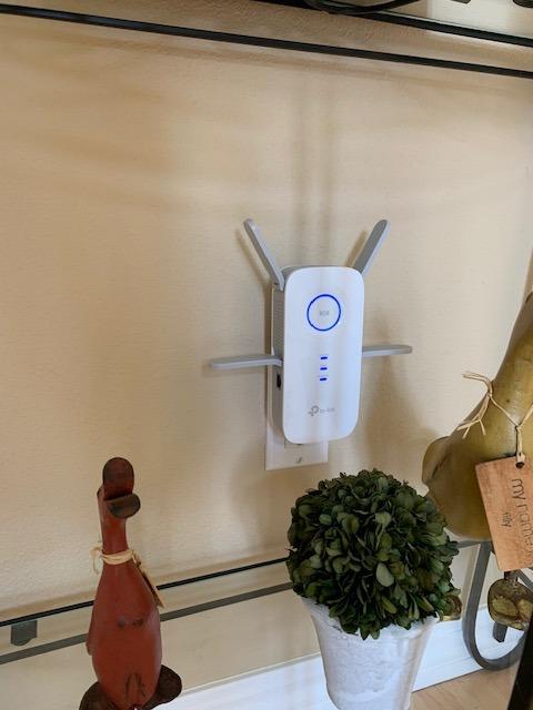 TP-Link AC2600 WiFi Extender(RE650), Up to 2600Mbps, Dual Band WiFi Range Extender, Gigabit Port, Internet Booster, Repeater, Access Point, 4x4 MU-MIMO customer photo 2