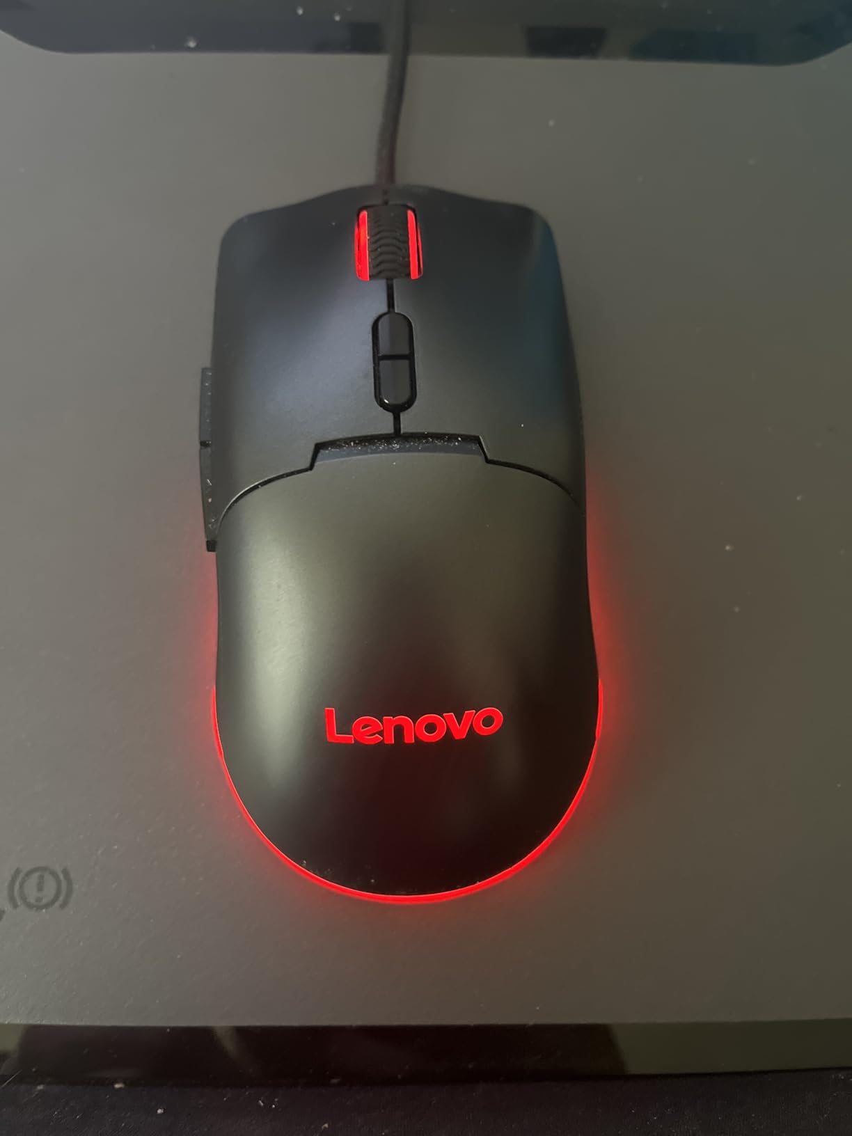 Lenovo 300 USB wired computer mouse - full size optical ambidextrous with 1600 DPI, reliable USB-A connection, easy 3-button navigation – long lasting, durable, black customer photo 2