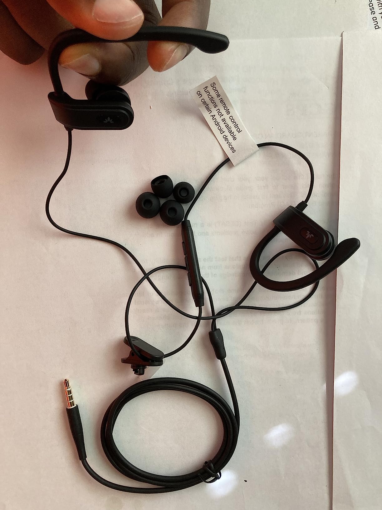 Avantree E171 - AUX 3.5mm Wired Earbuds with Microphone & Volume Control | Ear Hook Design for Running & Sports, Comfortable Fit, Compatible with Traditional 3.5mm AUX Phones Corded Headphones, Black customer photo 2