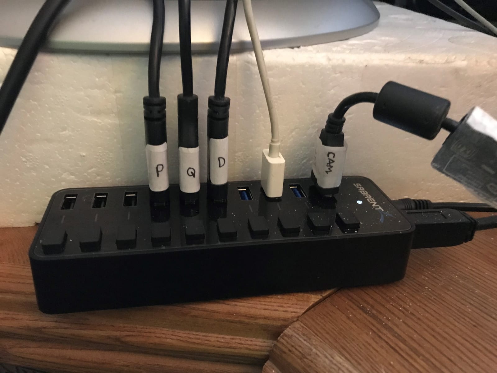 SABRENT 10-Port Powered USB 3.0 Hub, 3 Charging Ports, 60W (HB-B7C3), Individual Power Switches & LEDs for PC, Mac, Xbox, PS5, Laptop, Desktop customer photo 1