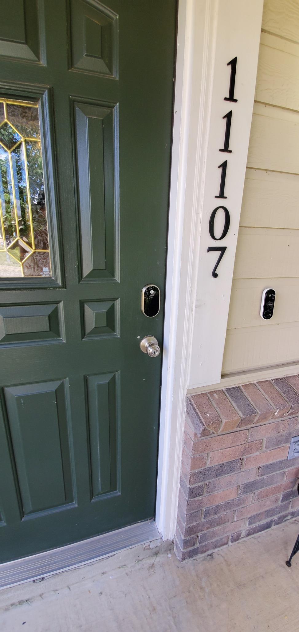Google Nest x Yale Lock - Tamper-Proof Smart Lock for Keyless Entry - Keypad Deadbolt Lock for Front Door - Satin Nickel customer photo 1