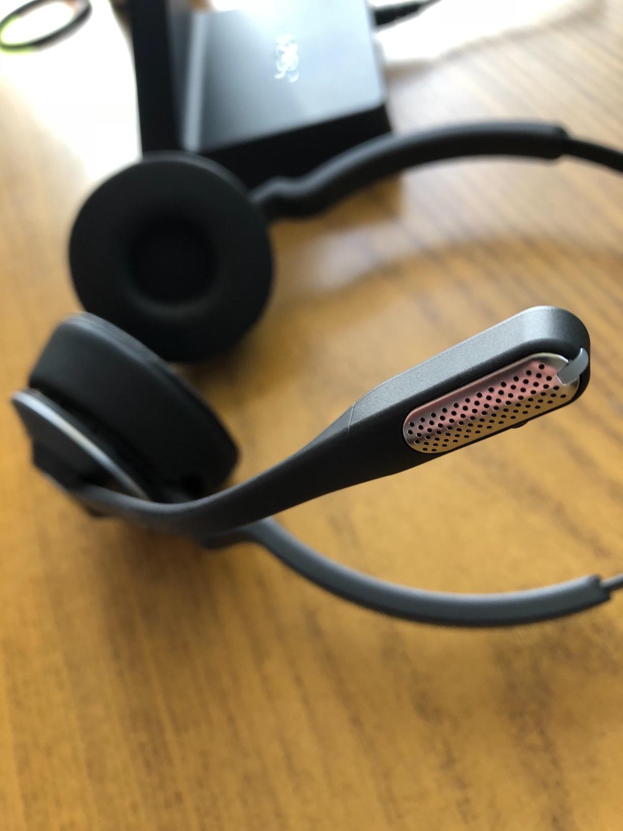 Jabra Engage 75 Wireless Headset, Stereo – Telephone Headset with Industry-Leading Wireless Performance, Advanced Noise-Cancelling Microphone, All Day Battery Life customer photo 2