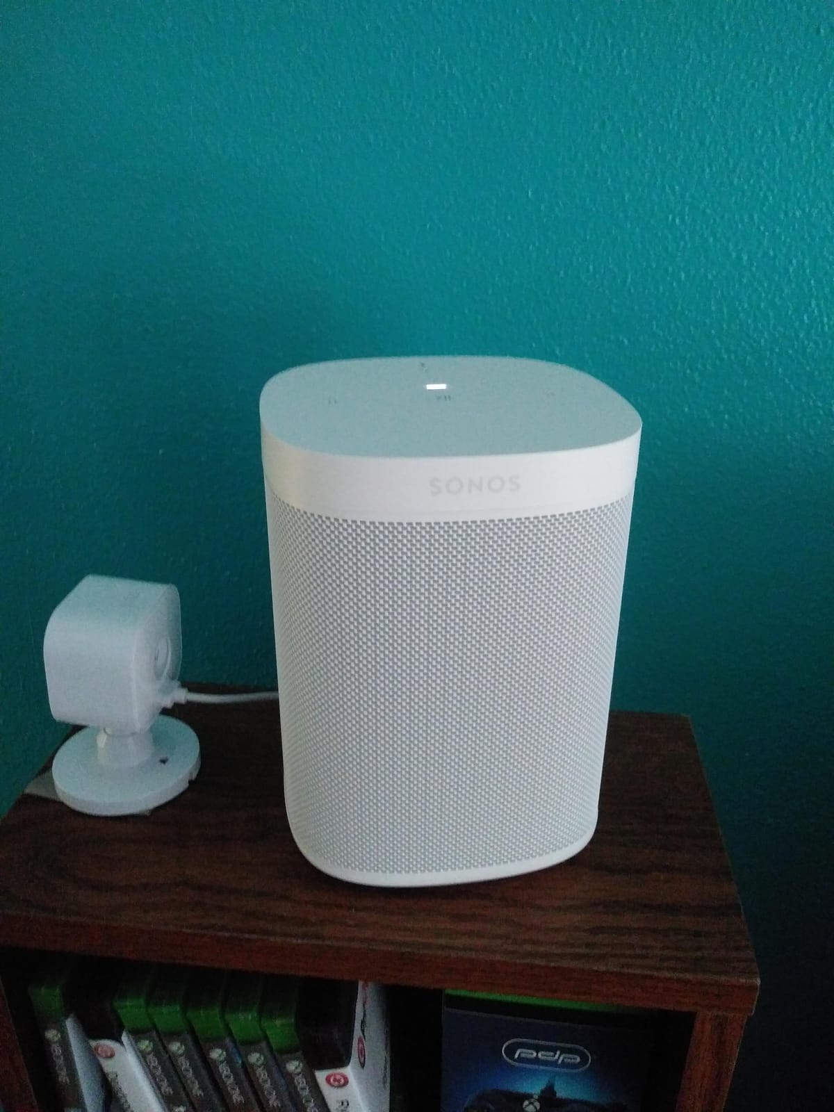 Sonos One (2019) - Black - Voice Controlled Smart Speaker with Amazon Alexa Built-In customer photo 1