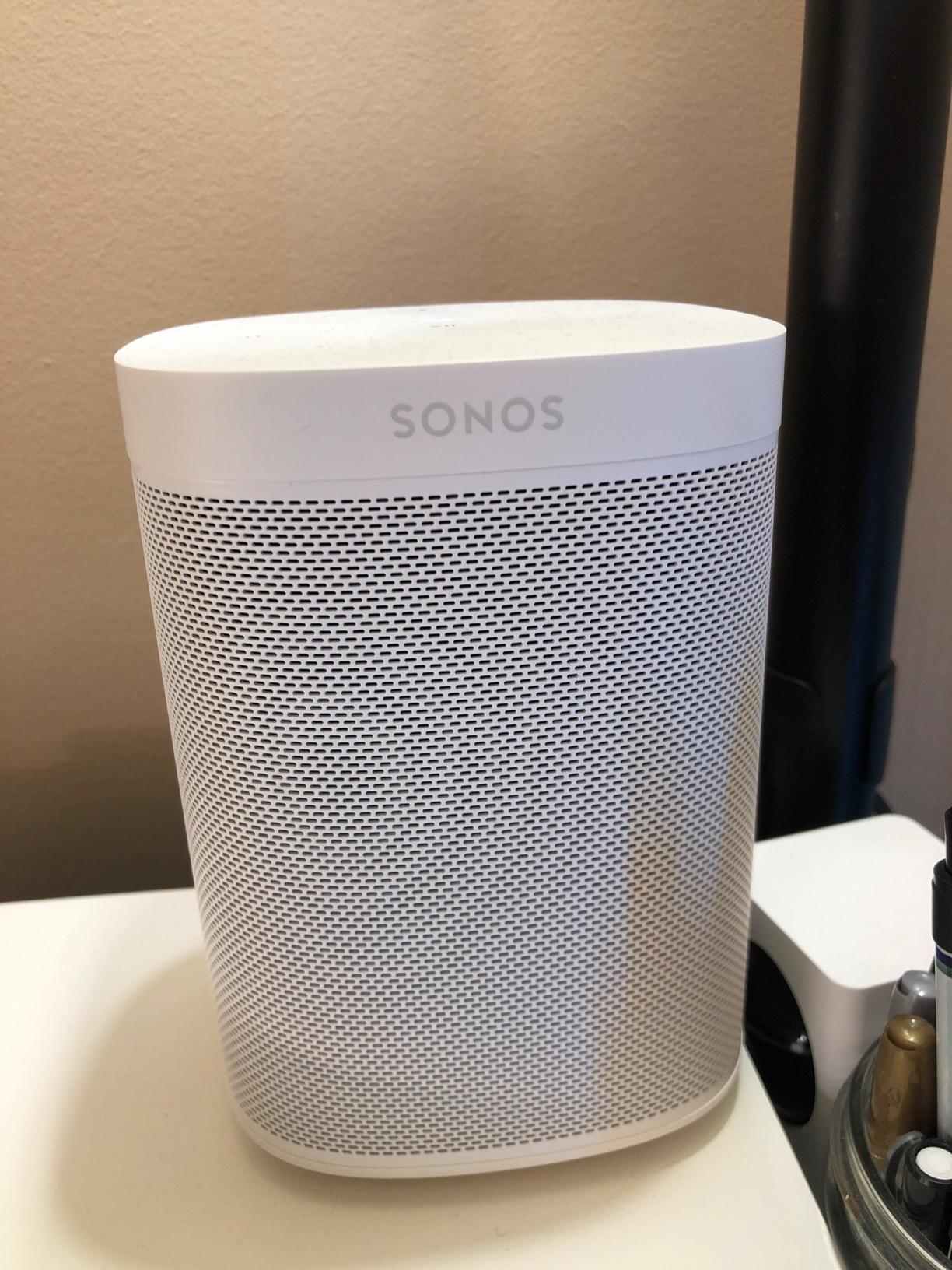Sonos One (2019) - Black - Voice Controlled Smart Speaker with Amazon Alexa Built-In customer photo 2