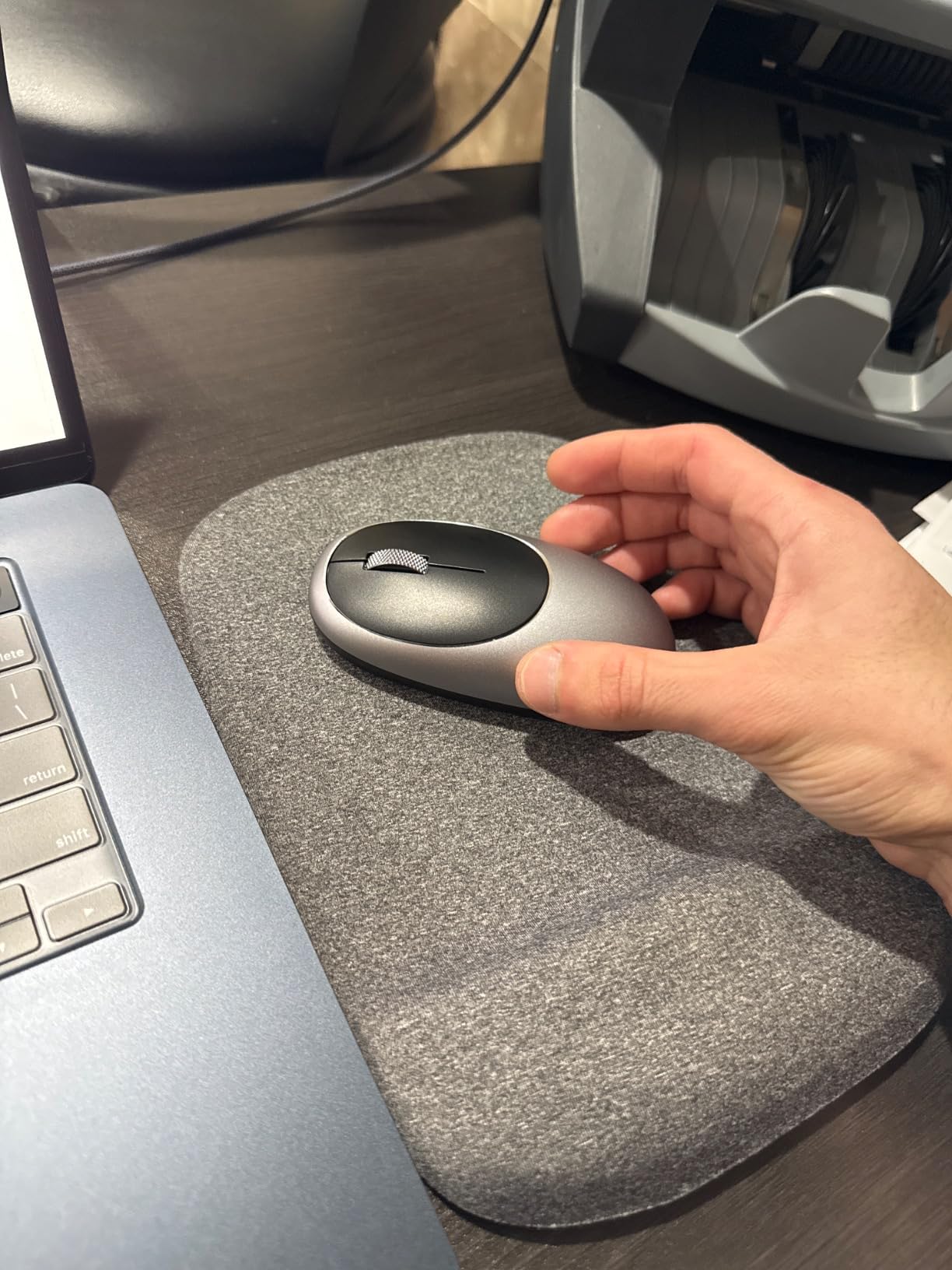 Satechi M1 Wireless Bluetooth Mouse, USB-C Rechargeable, Space Gray customer photo 1