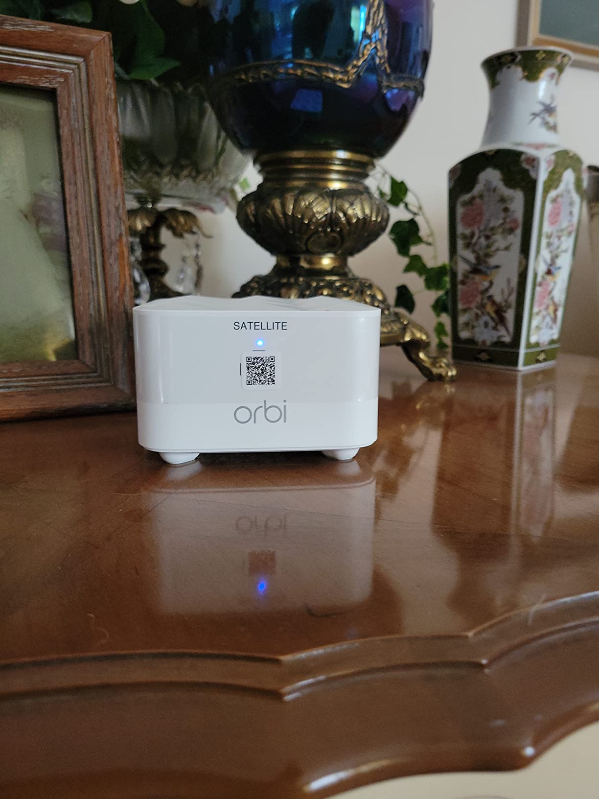 NETGEAR Orbi Whole Home Mesh WiFi System (RBK13) customer photo 2