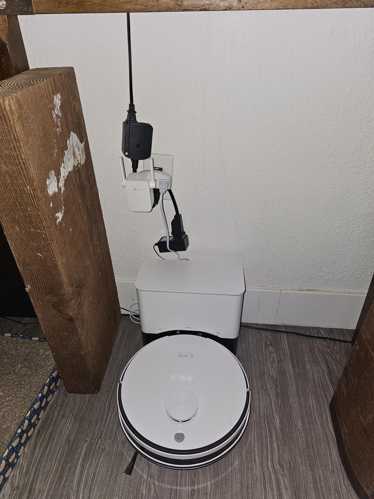 TP-Link N300 WiFi Extender (RE105), WiFi Extenders Signal Booster for Home, Single Band WiFi Range Extender, Internet Booster, Supports Access Point, Wall Plug Design, 2.4Ghz only customer photo 1