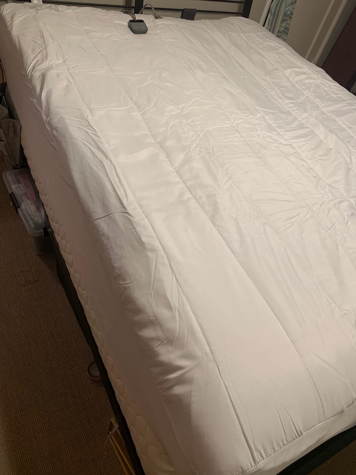 Sunbeam Polyester Wi-Fi Connected Mattress Pad, Electric Blanket, 10 Heat Settings, King Size, White customer photo 1