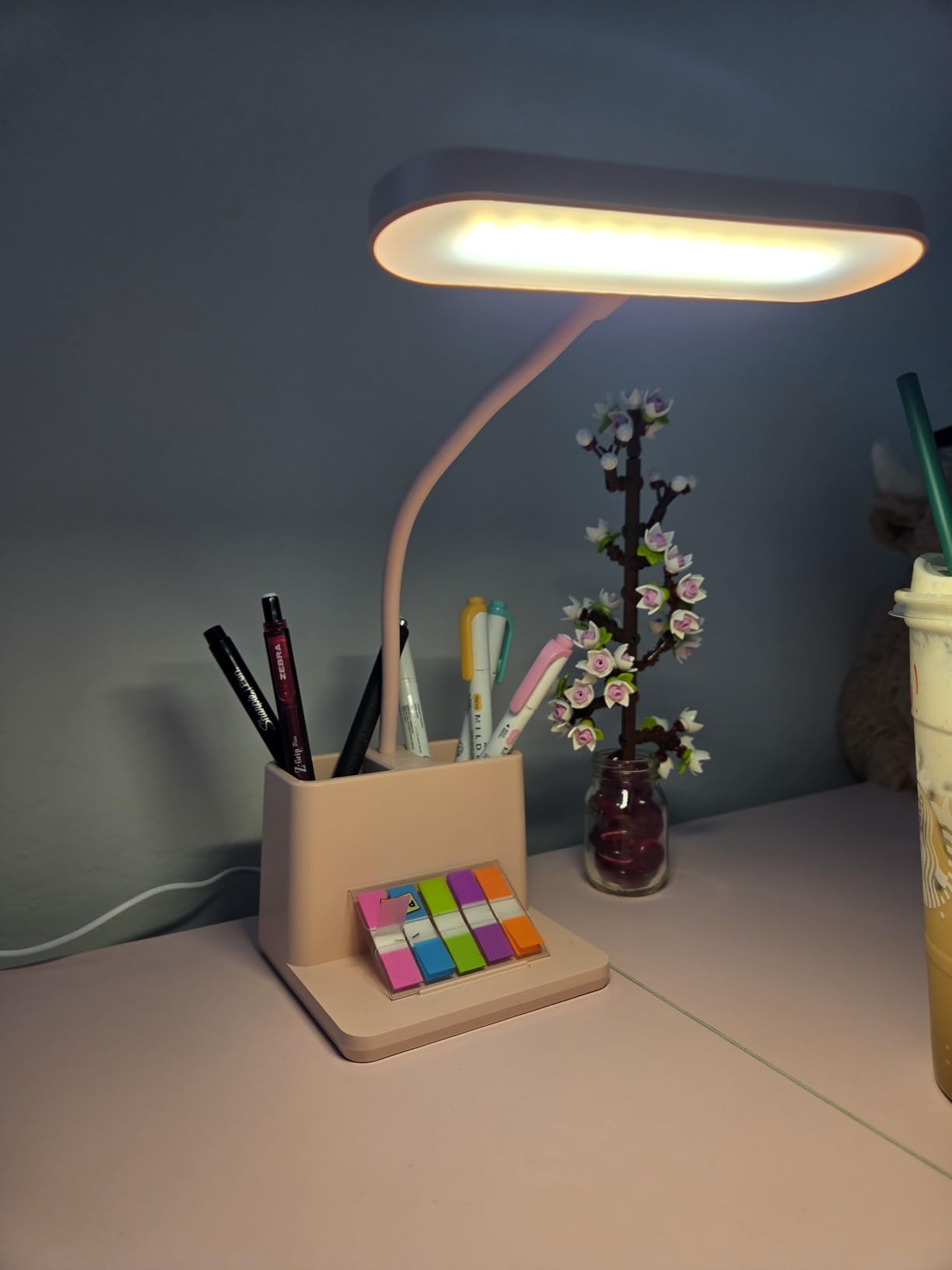 AXX Black LED Desk Lamp, Battery Operated Small Table Light for Dorm Room customer photo 1