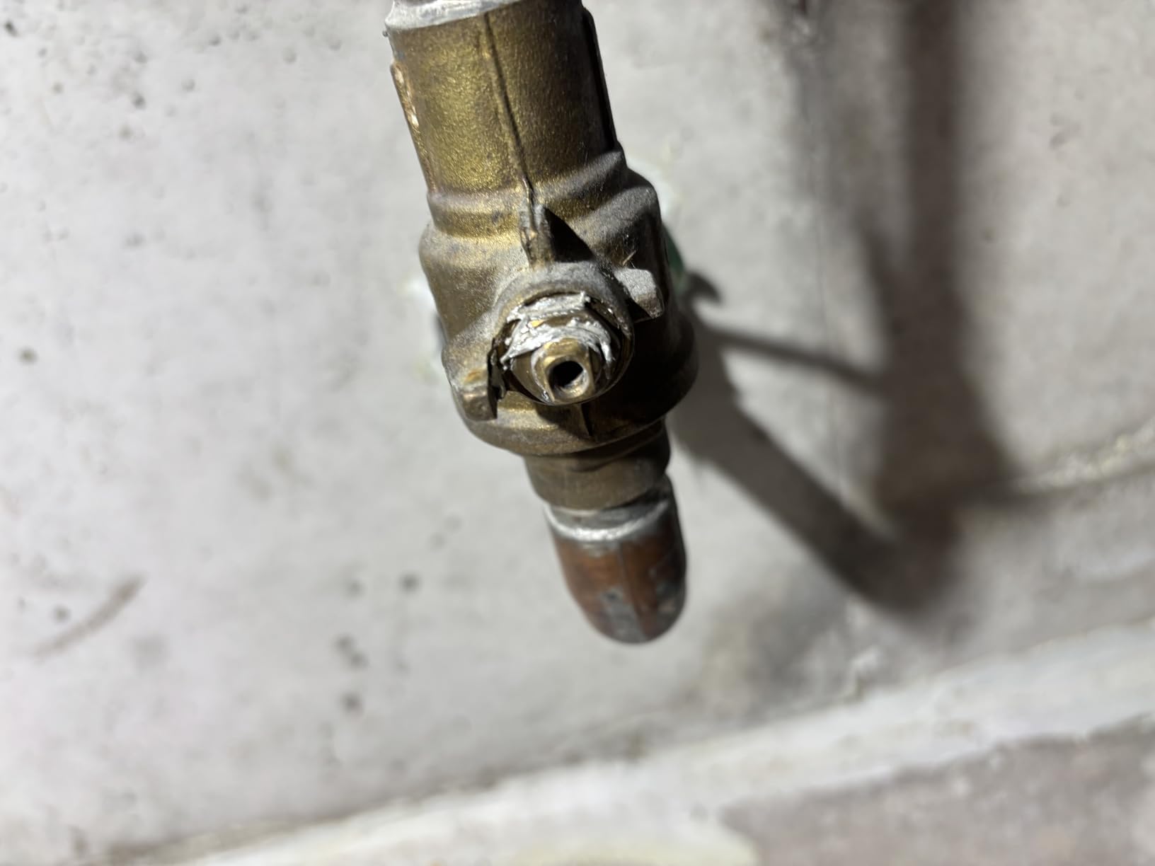 YoLink Smart Water Valve Controller, with Valve Operator, Easy No-Plumber DIY Installation, Remote Control, Compatible with Alexa/Google Assistant, IFTTT - YoLink Hub Required customer photo 2