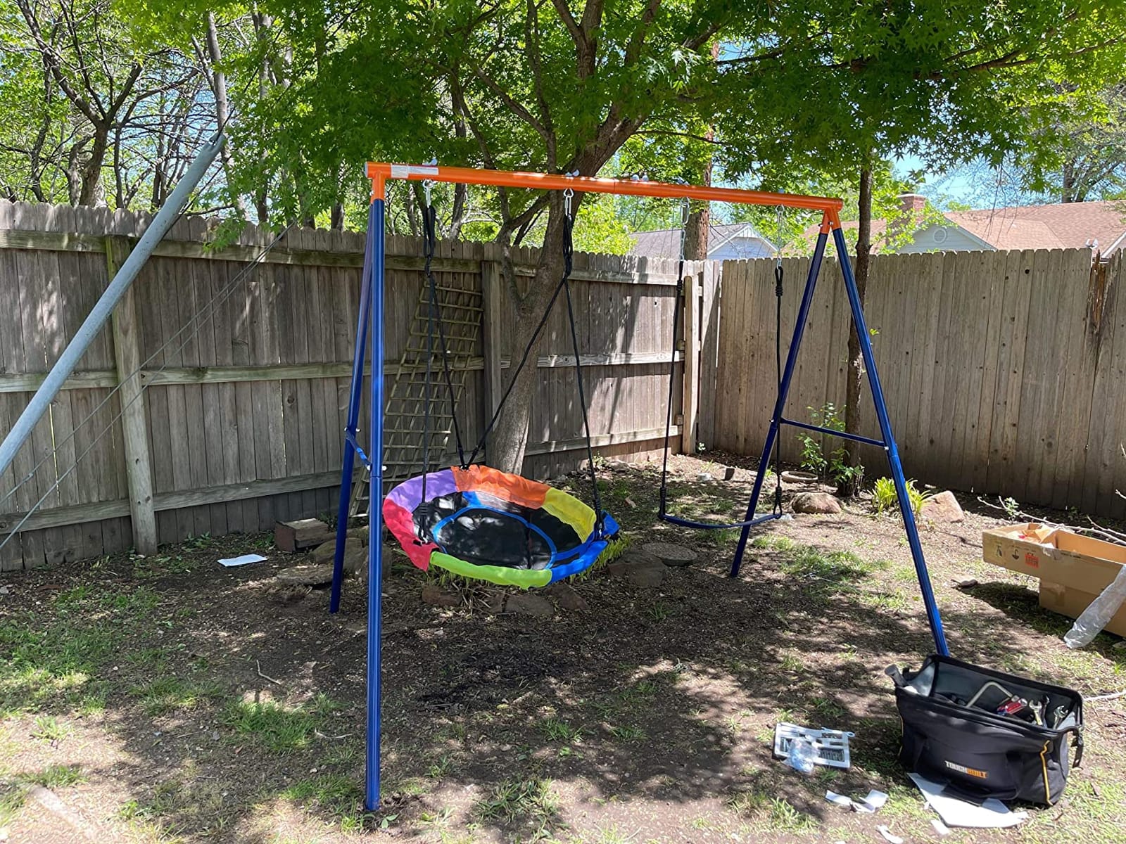 Lunafun Swing Sets for Backyard, 440lbs Swing Set with Heavy-Duty A-Frame Metal Stand, 1 Saucer Swing Seat & 1 Belt Swings Seat customer photo 2