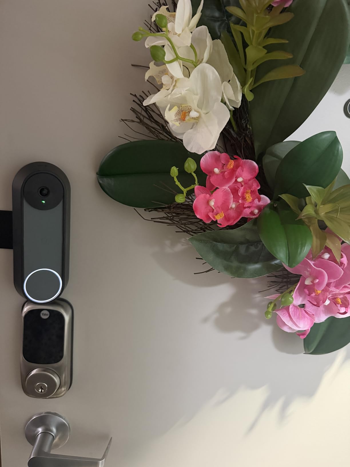 Google Nest Doorbell (Battery) - Linen | 6x digital zoom video doorbell, HD, 24/7 live view, Night vision, HDR, works with Google Home & Gemini customer photo 1