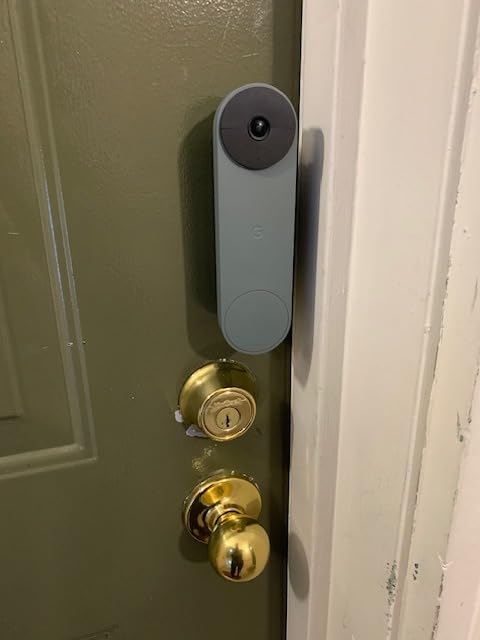 Google Nest Doorbell (Battery) - Linen | 6x digital zoom video doorbell, HD, 24/7 live view, Night vision, HDR, works with Google Home & Gemini customer photo 2