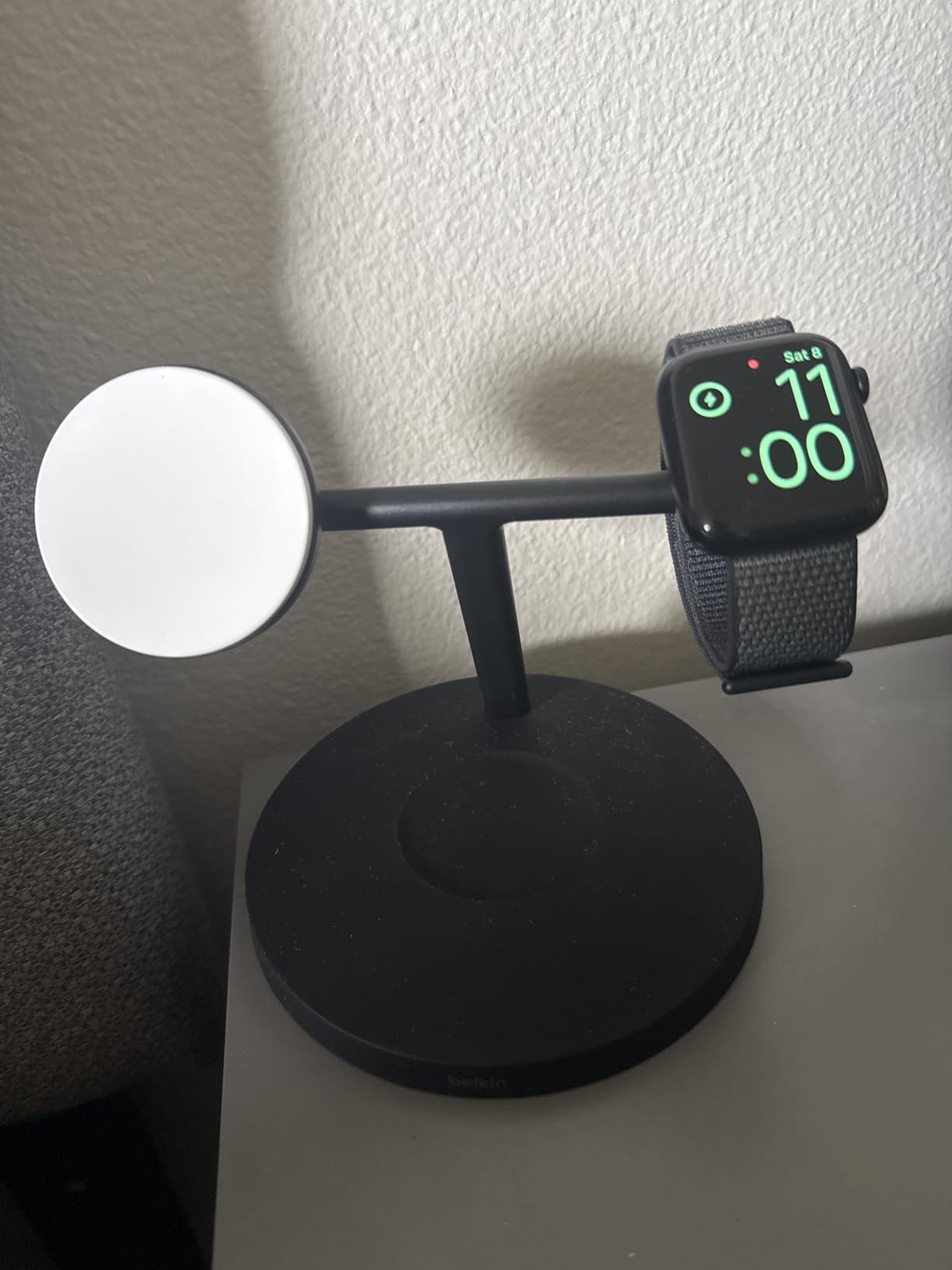 Belkin MagSafe 3 in 1 Wireless Charging Stand, 2nd Gen, 33% Faster customer photo 2