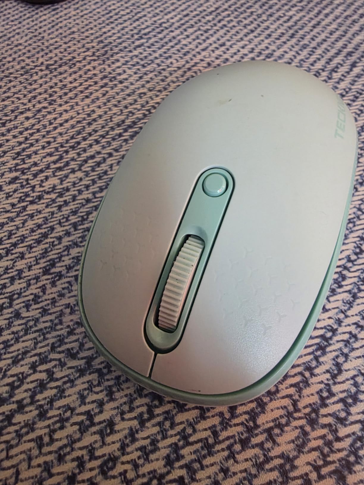 TECKNET Compact Ambidextrous Wireless Mouse for Laptop Mint Green customer photo 2