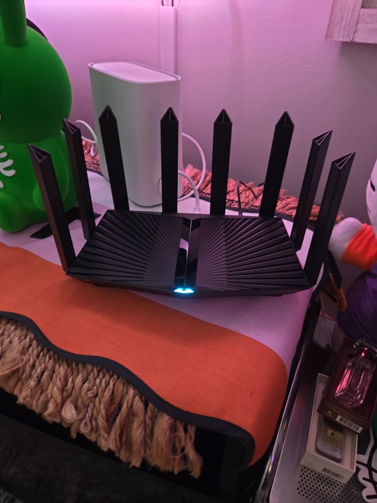 TP-Link AX6000 Wi-Fi 6 Dual Band Router (Archer AX80) - 2.5 Gbps WAN/LAN Port, 8K Streaming, OneMesh, Long Range Coverage, WPA3 customer photo 2