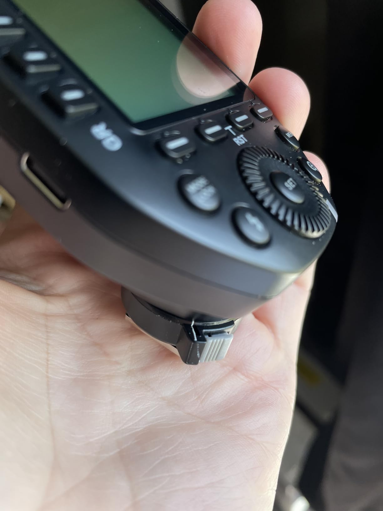 Godox XProII-C TTL Wireless Flash Trigger for Canon - 2.4G HSS 1/8000s, Bluetooth Connection, TCM Transform Function, New Hotshoe Lock, Large LCD Display customer photo 1