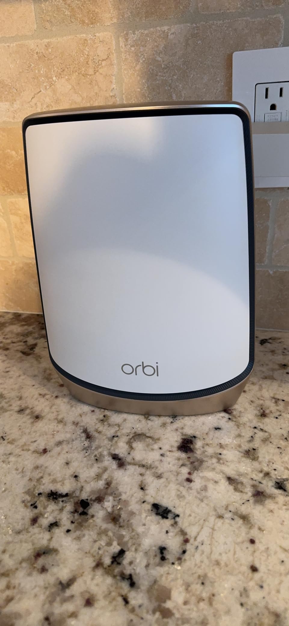 NETGEAR Orbi Tri-Band WiFi 6 Mesh Network System (RBK862S) - Router + 1 Satellite Extender customer photo 1