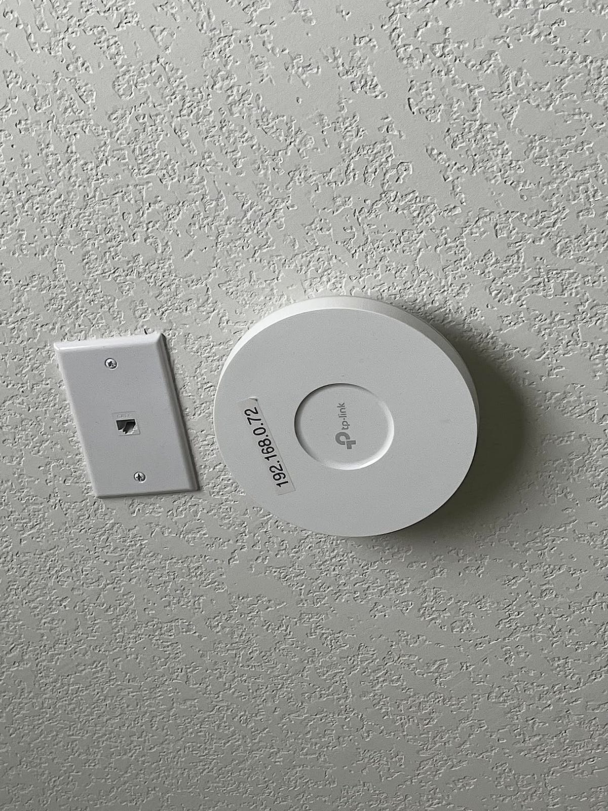 TP-Link EAP613 5-Pack Ultra-Slim Wireless Access Point | Omada True Wi-Fi 6 AX1800 customer photo 1