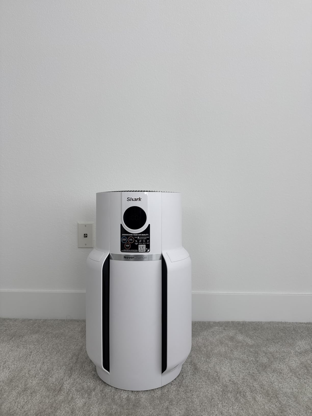 Shark NeverChange Air Purifier Max with Odor Neutralizer, HP302 - 1,300 Sq. Ft. for Large Room, HEPA-Exceeding Filter customer photo 1