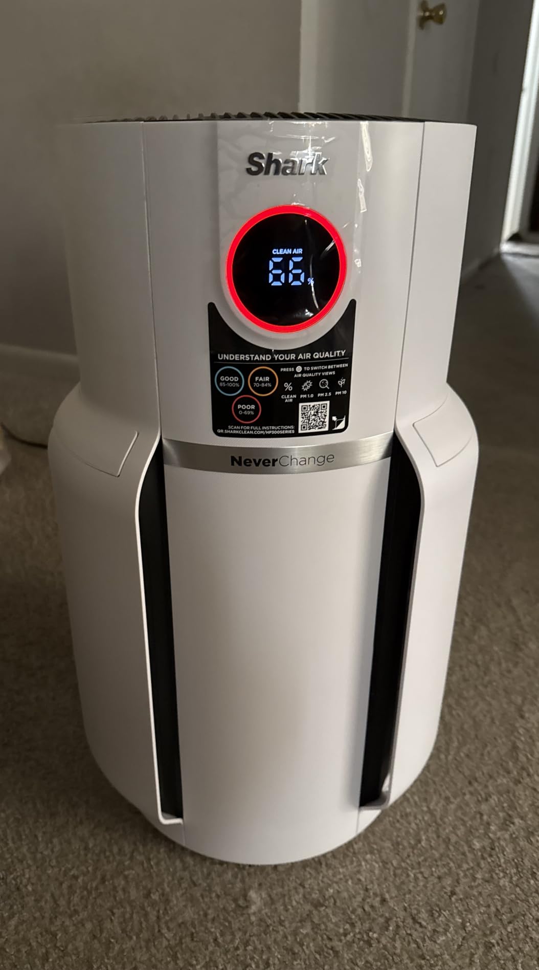 Shark NeverChange Air Purifier Max with Odor Neutralizer, HP302 - 1,300 Sq. Ft. for Large Room, HEPA-Exceeding Filter customer photo 2