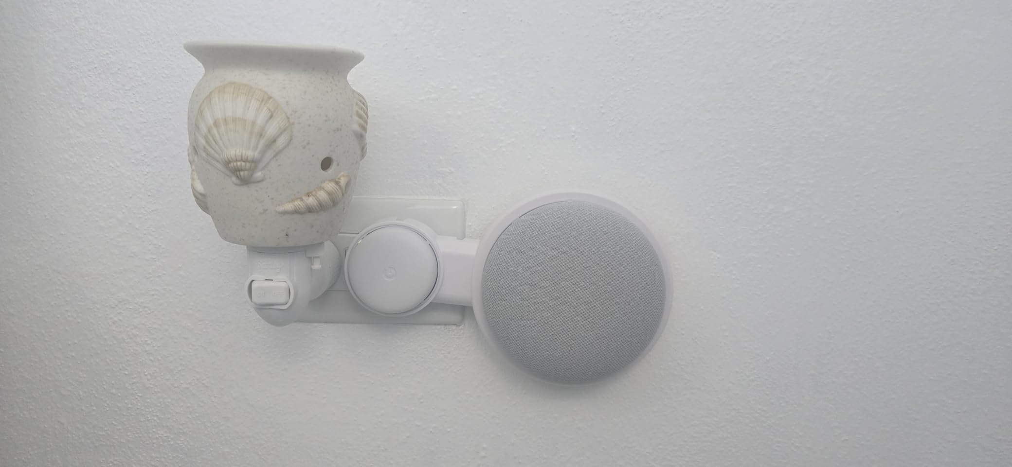 Google Nest Mini 2nd Generation Smart Speaker with Google Assistant - Charcoal customer photo 2
