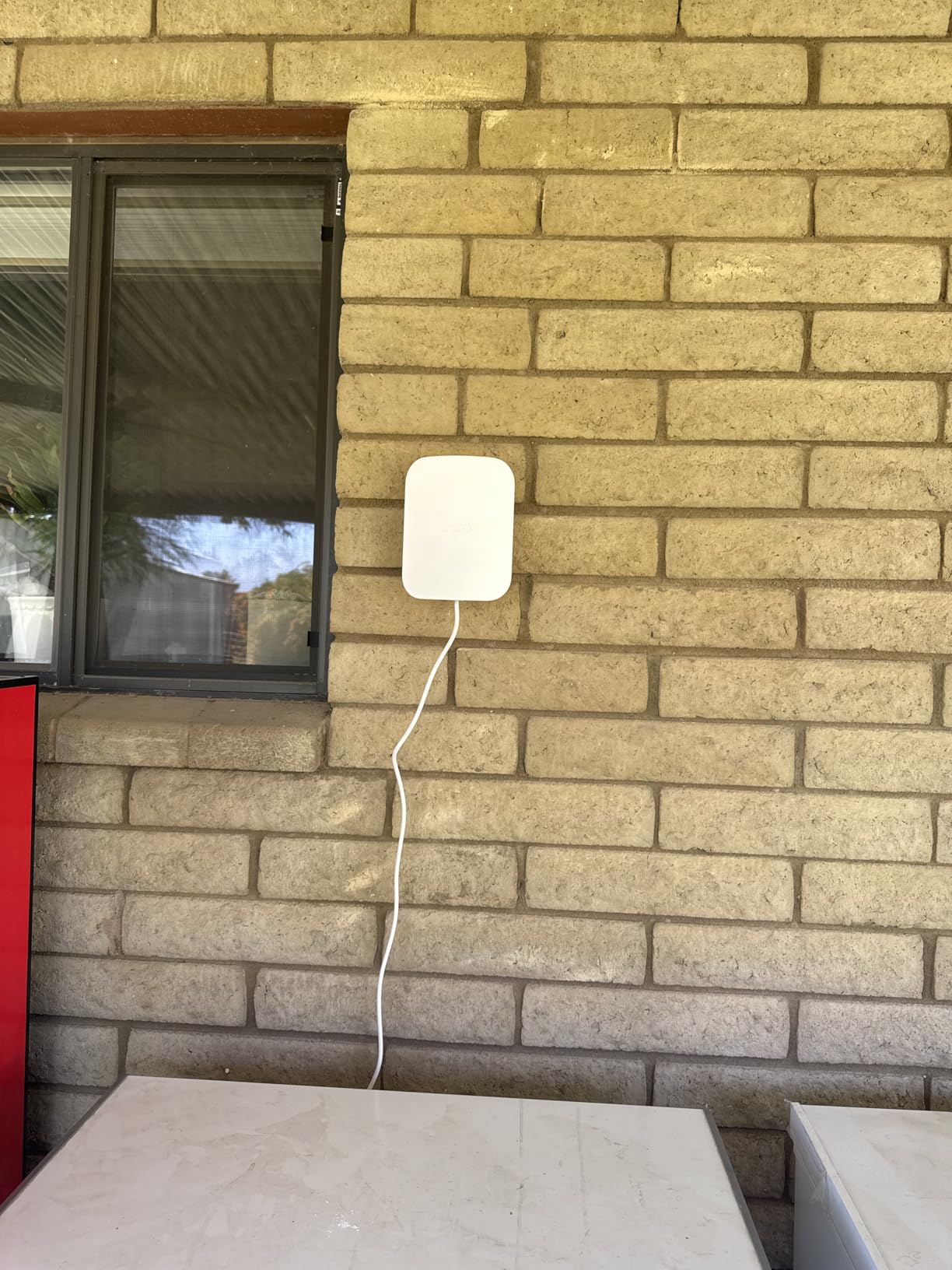 Amazon eero Outdoor 7 Dual-Band Mesh WiFi Router, IP66 Weatherproof, Coverage up to 15,000 sq. ft. Outdoors, Includes 30W PoE+ Adapter customer photo 2