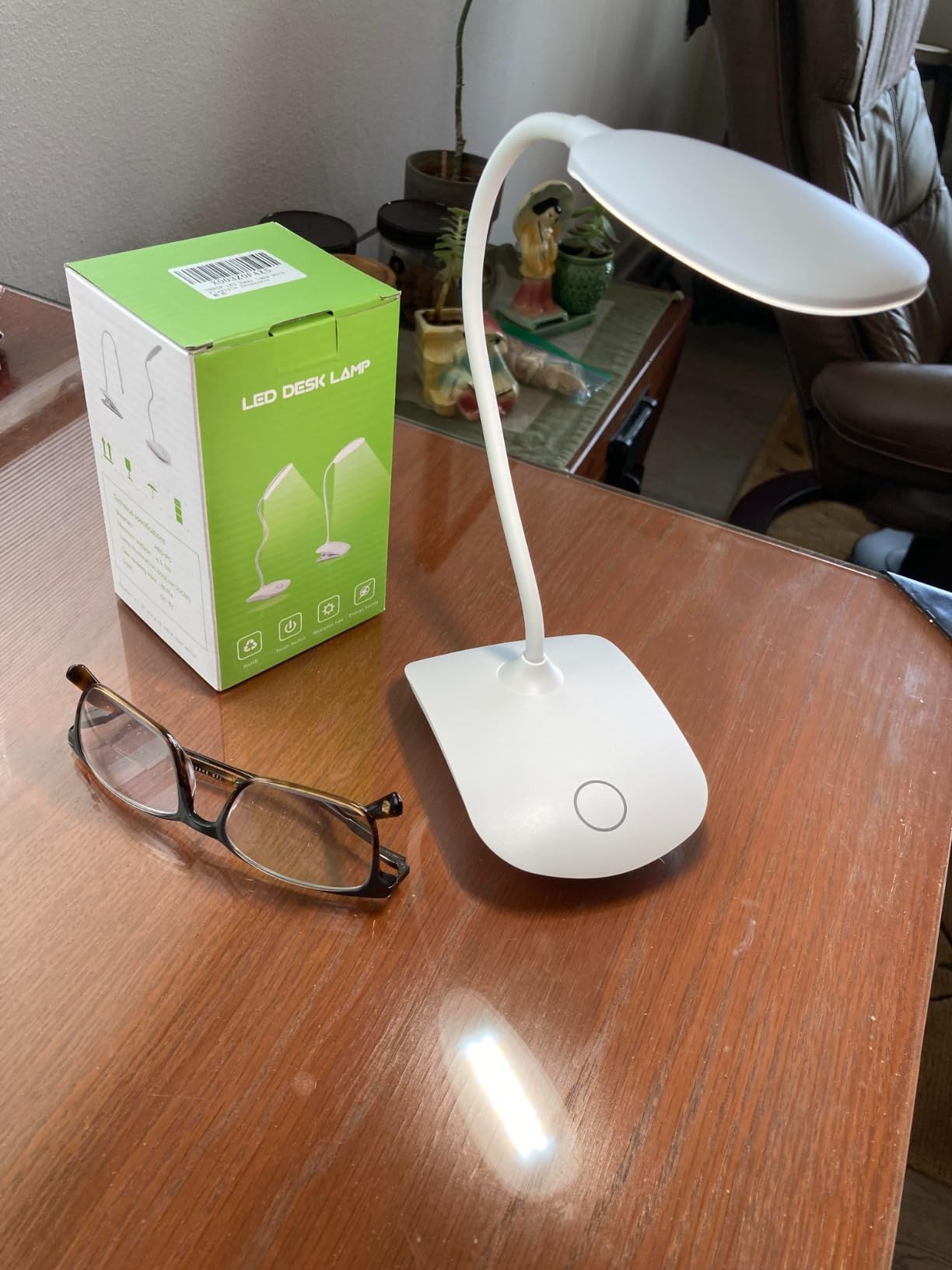 Portable Battery Powered Desk Lamp Small Rechargeable LED Table Light customer photo 1