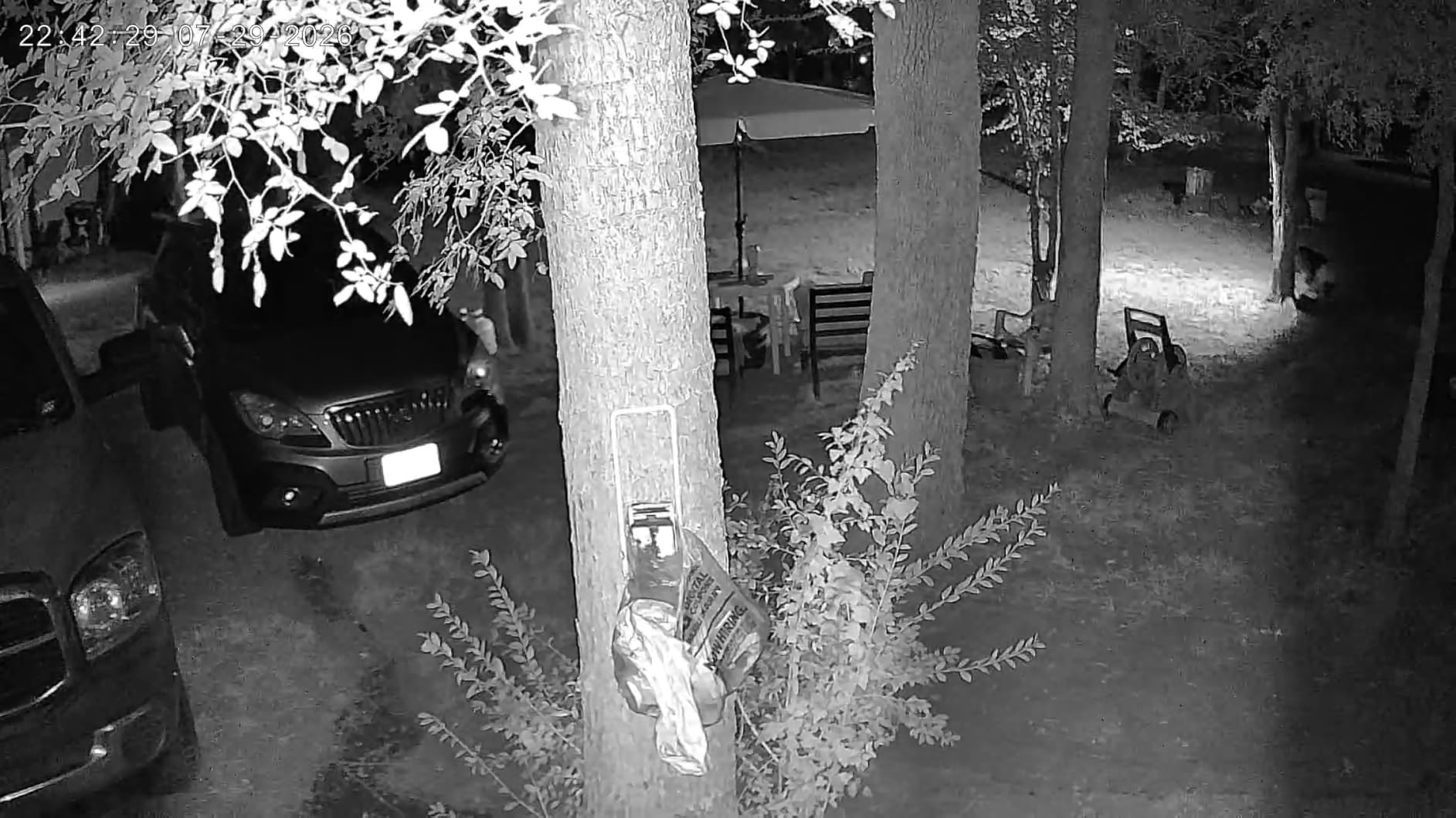 LETSCEE Cameras for Home Security Outdoor Indoor, Security Cameras Wireless Outdoor Battery Rechargeable WiFi, 2K Night Vision, Motion Detection, No Month Fee SD Card/Cloud Storage, Weather Proof customer photo 2