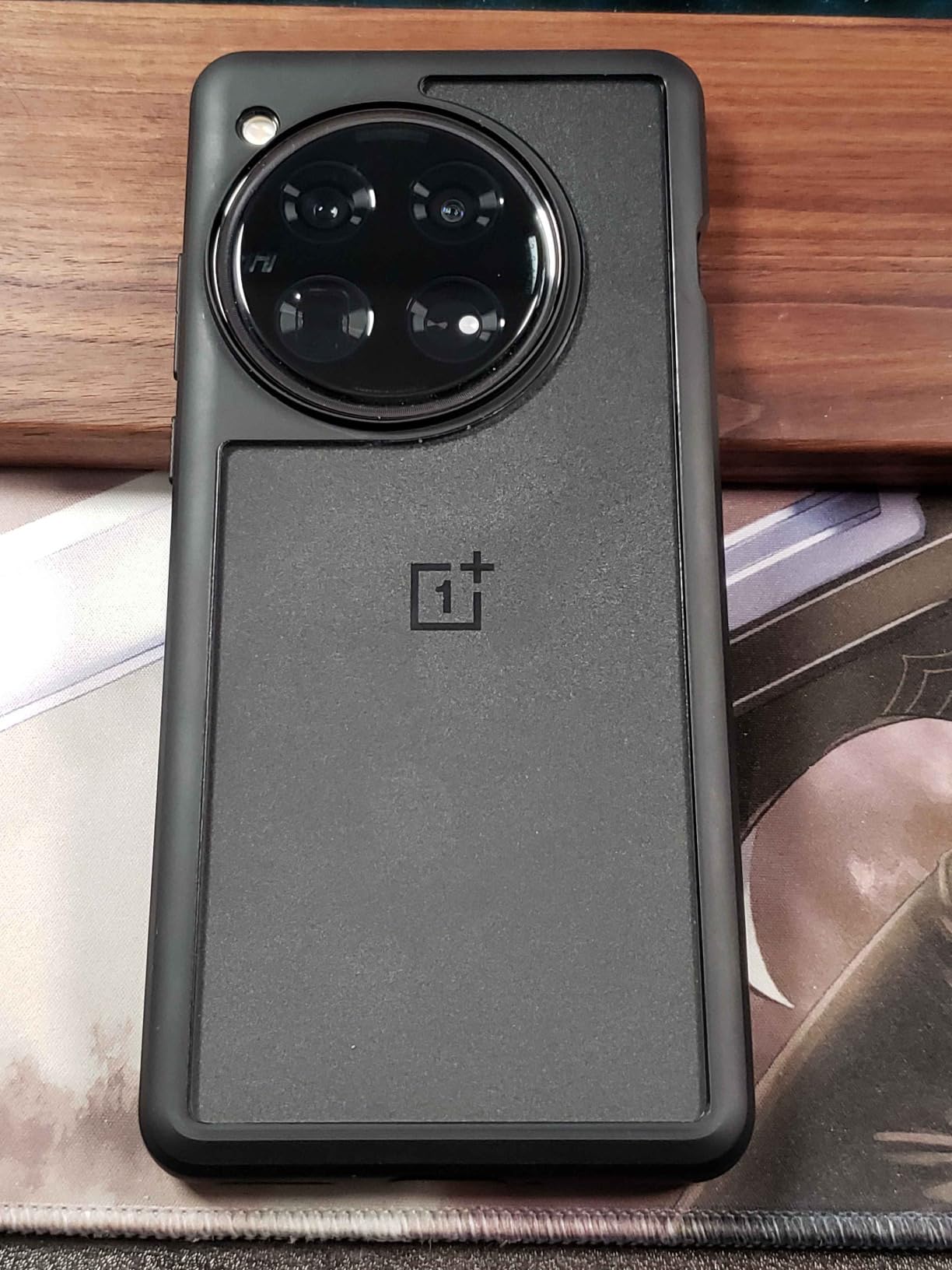 OnePlus 12 Unlocked Android Phone — Snapdragon 8 Gen 3 Phone w/ 16GB RAM, Hasselblad Camera, Dual SIM, 2K 120Hz ProXDR Display, 5400mAh Battery, SUPERVOOC Charging, OxygenOS (512GB, Silky Black) customer photo 2