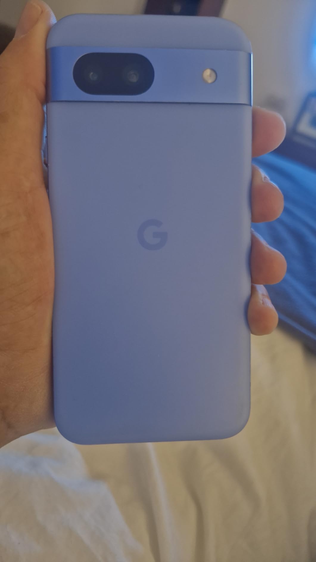 Pixel 8a - Unlocked Android Phone with Google AI, Advanced Pixel Camera and 24-Hour Battery - Obsidian - 128 GB customer photo 2