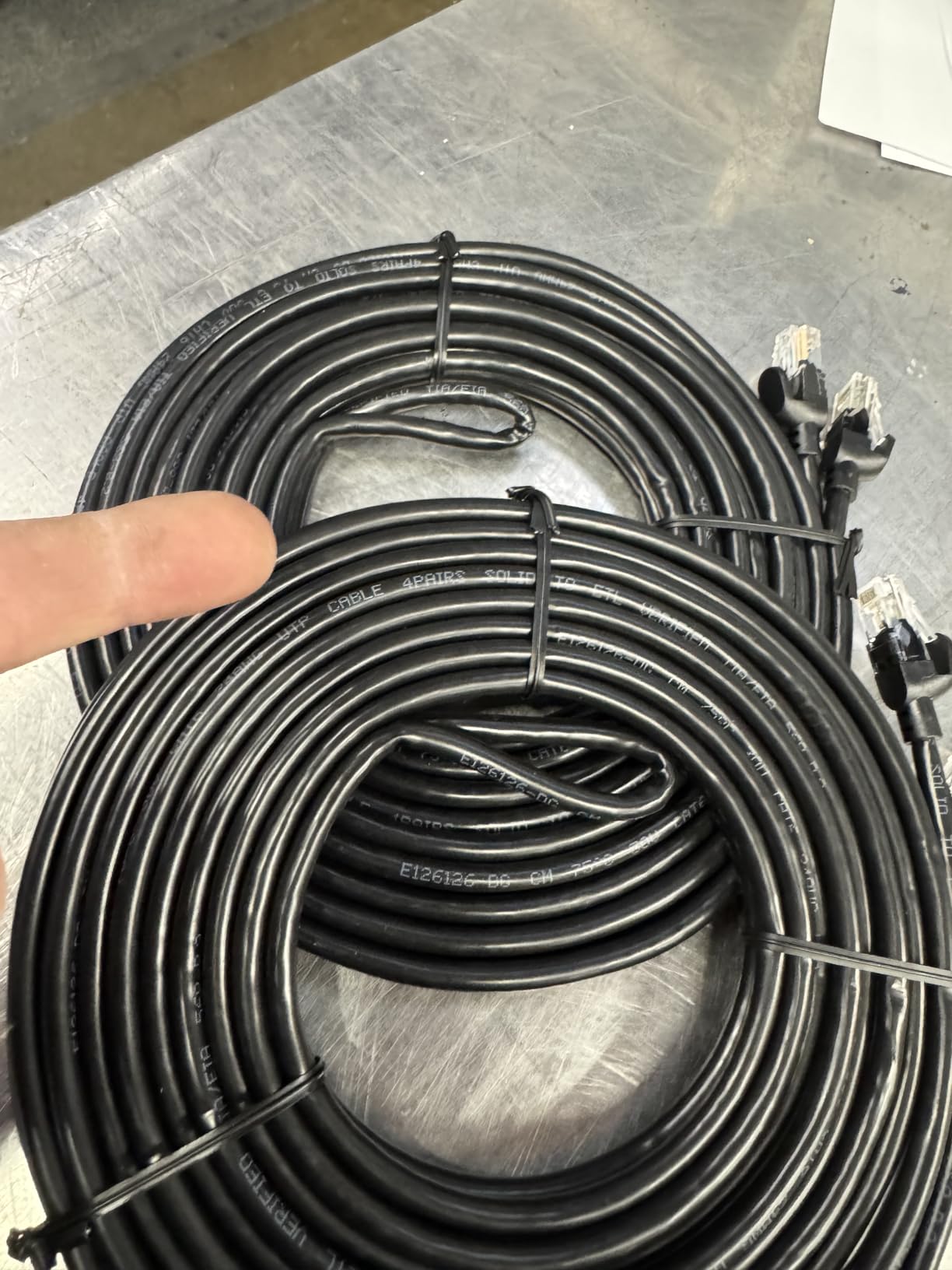 Cat 6 Outdoor Ethernet Cable 50ft, 24AWG 10Gbps LLDPE Direct Burial Network Cable, UV-Resistant Waterproof Jacket, Snagless RJ45 Patch LAN Cord Support Cat8/Cat7/Cat6/Cat5e & PoE, for PC/Router, Black customer photo 1