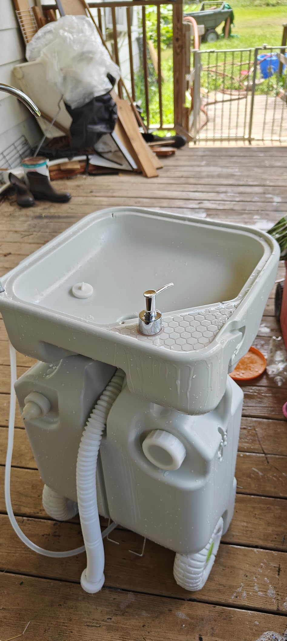 YITAHOME Portable Camping Sink, Handwashing Station with Adjustable Wash Basin, Soap Dispenser, Metal Handle, Large Wheels for Outdoor, Travel, Boat, Gather, Garden, Worksite, White customer photo 1
