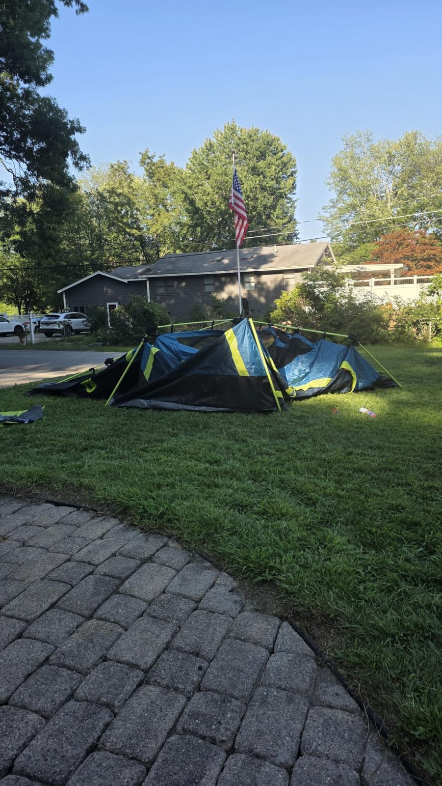 Coleman 4/6/8/10 Person Instant Camping Tent with 1-Minute Setup customer photo 2